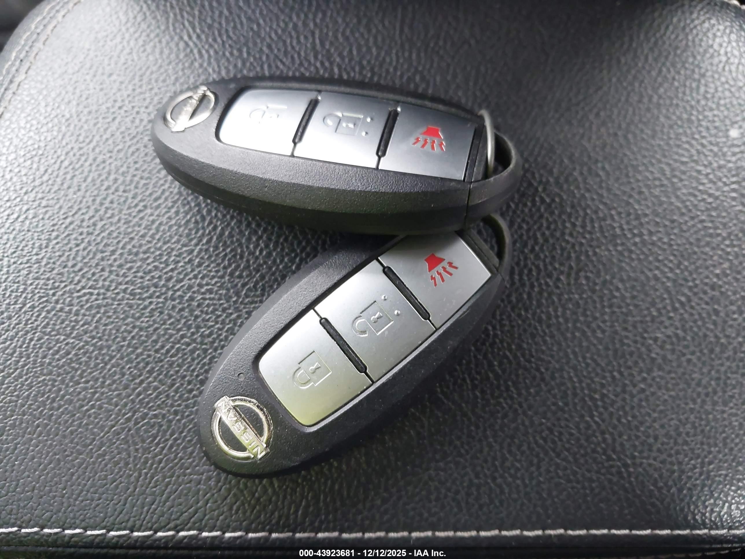 NISSAN KICKS image 11