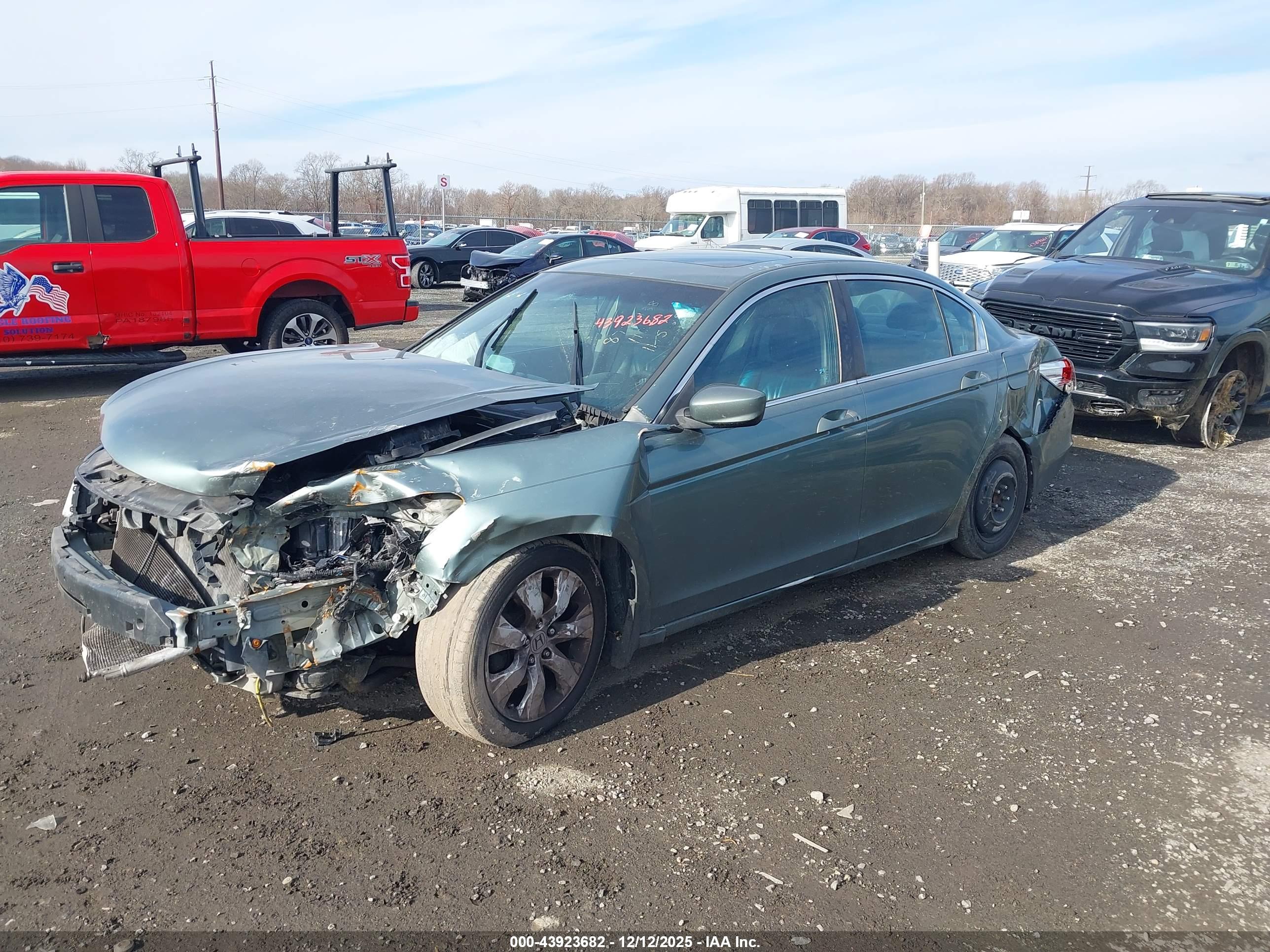 HONDA ACCORD image 2