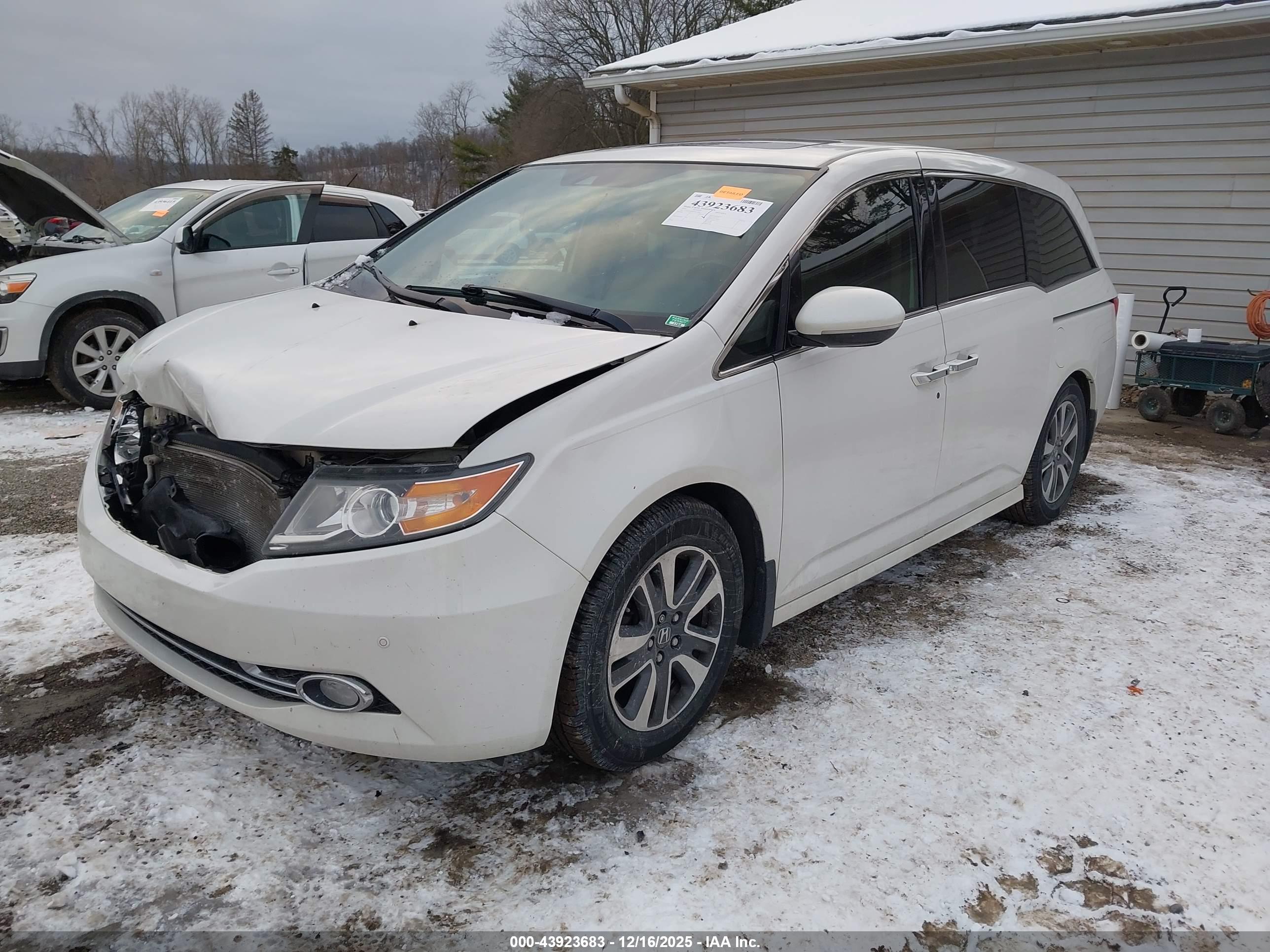 HONDA ODYSSEY image 2
