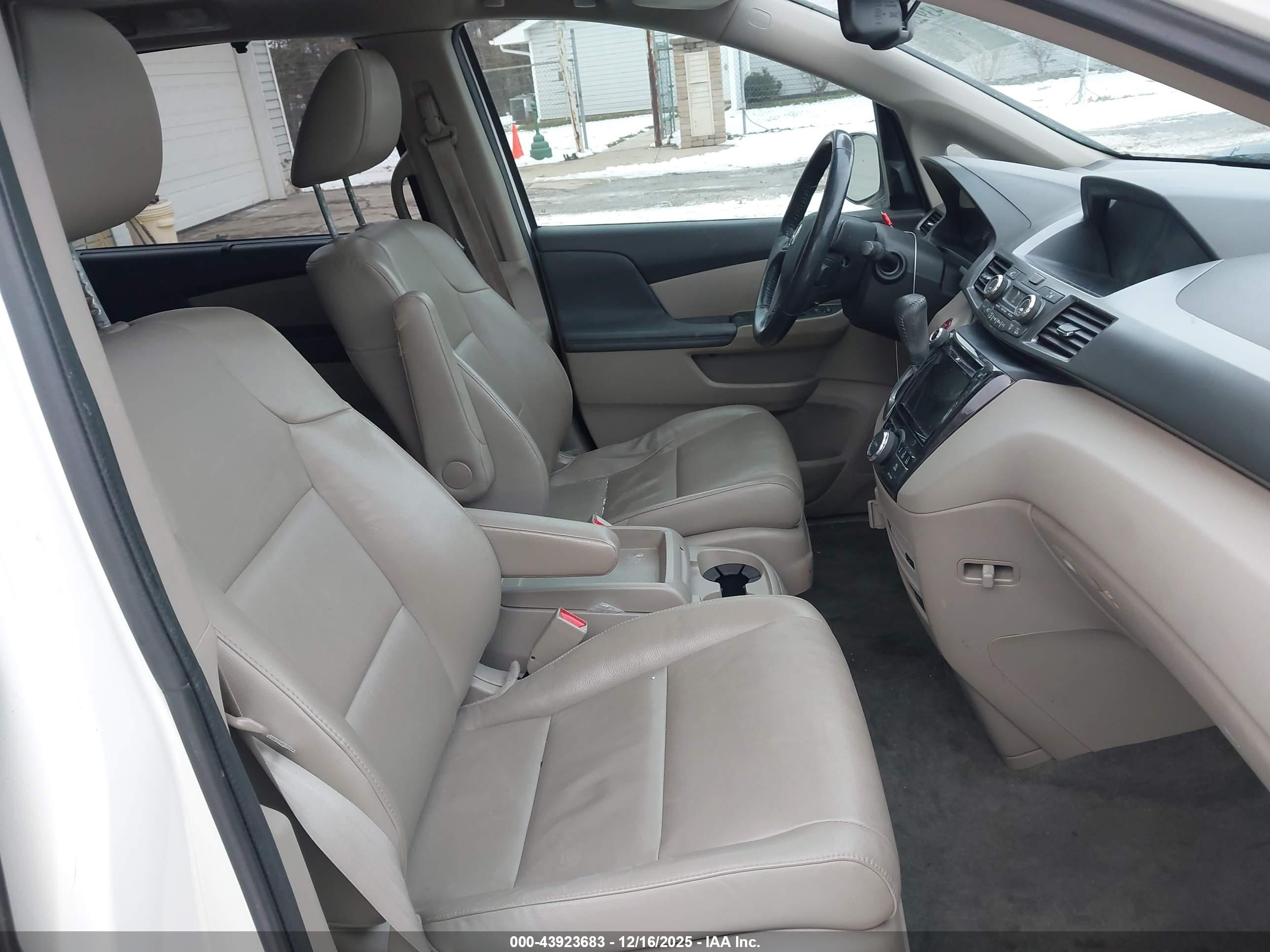 HONDA ODYSSEY image 5