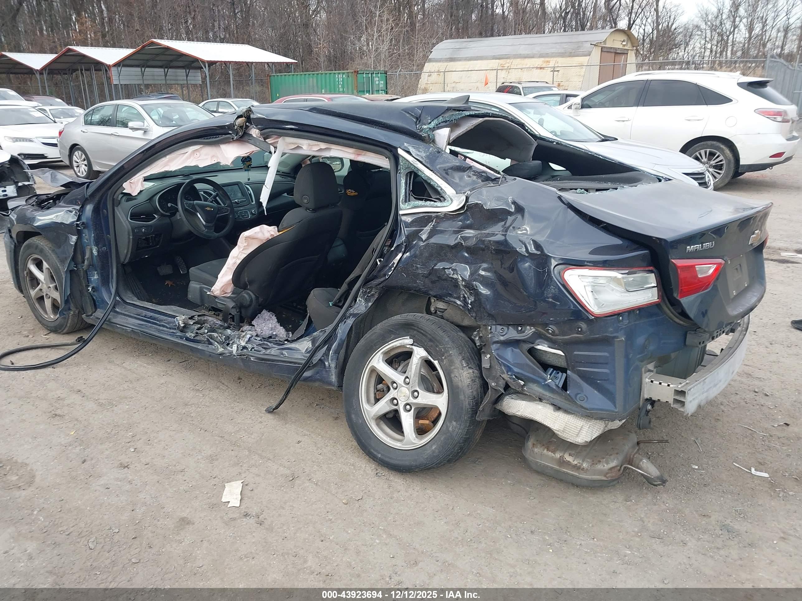 CHEVROLET MALIBU image 3