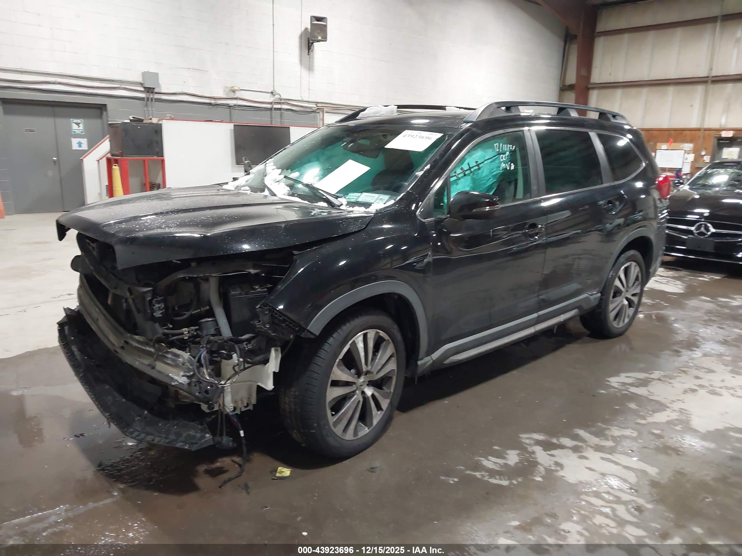 SUBARU ASCENT image 2