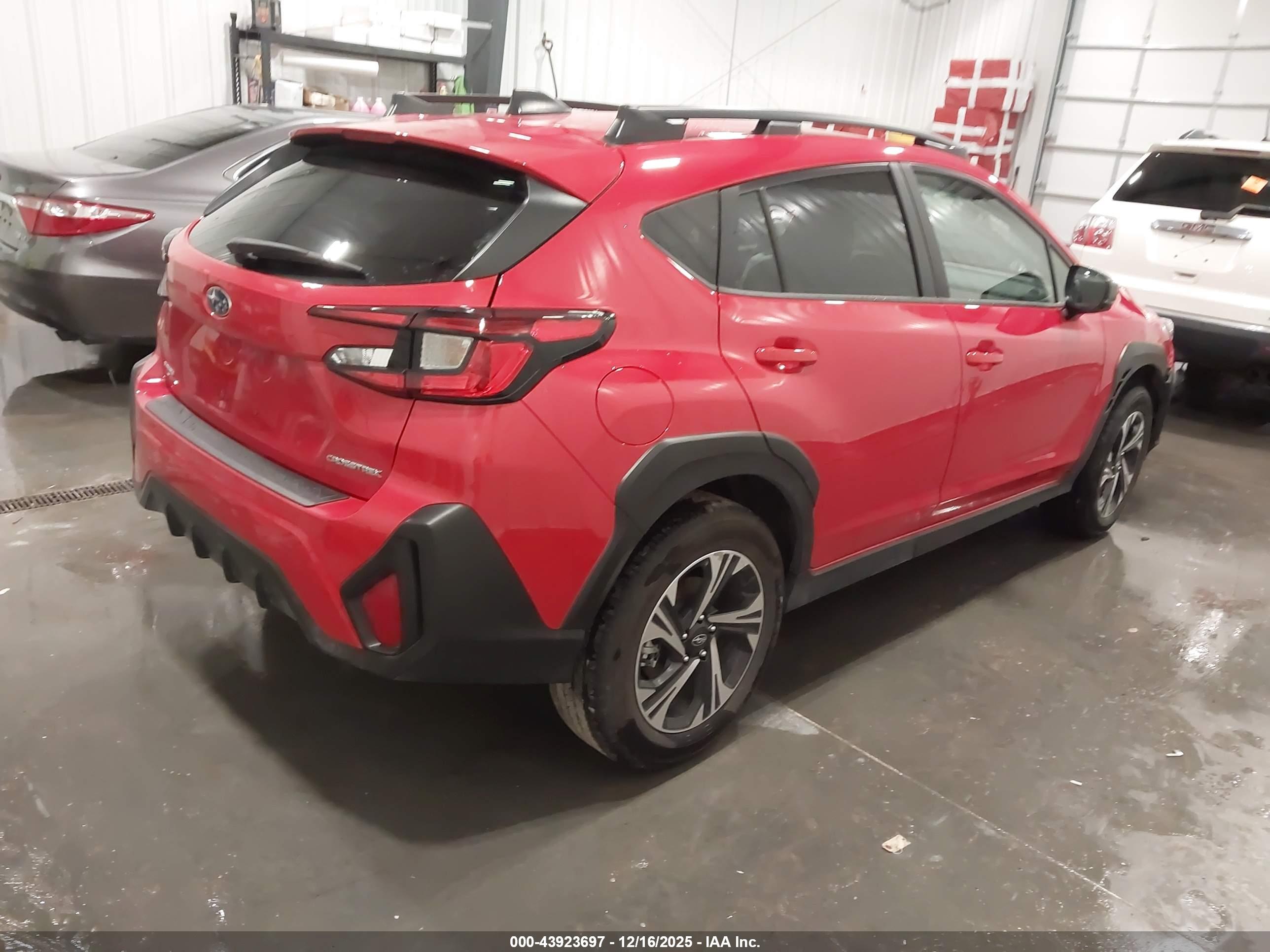 SUBARU CROSSTREK image 4