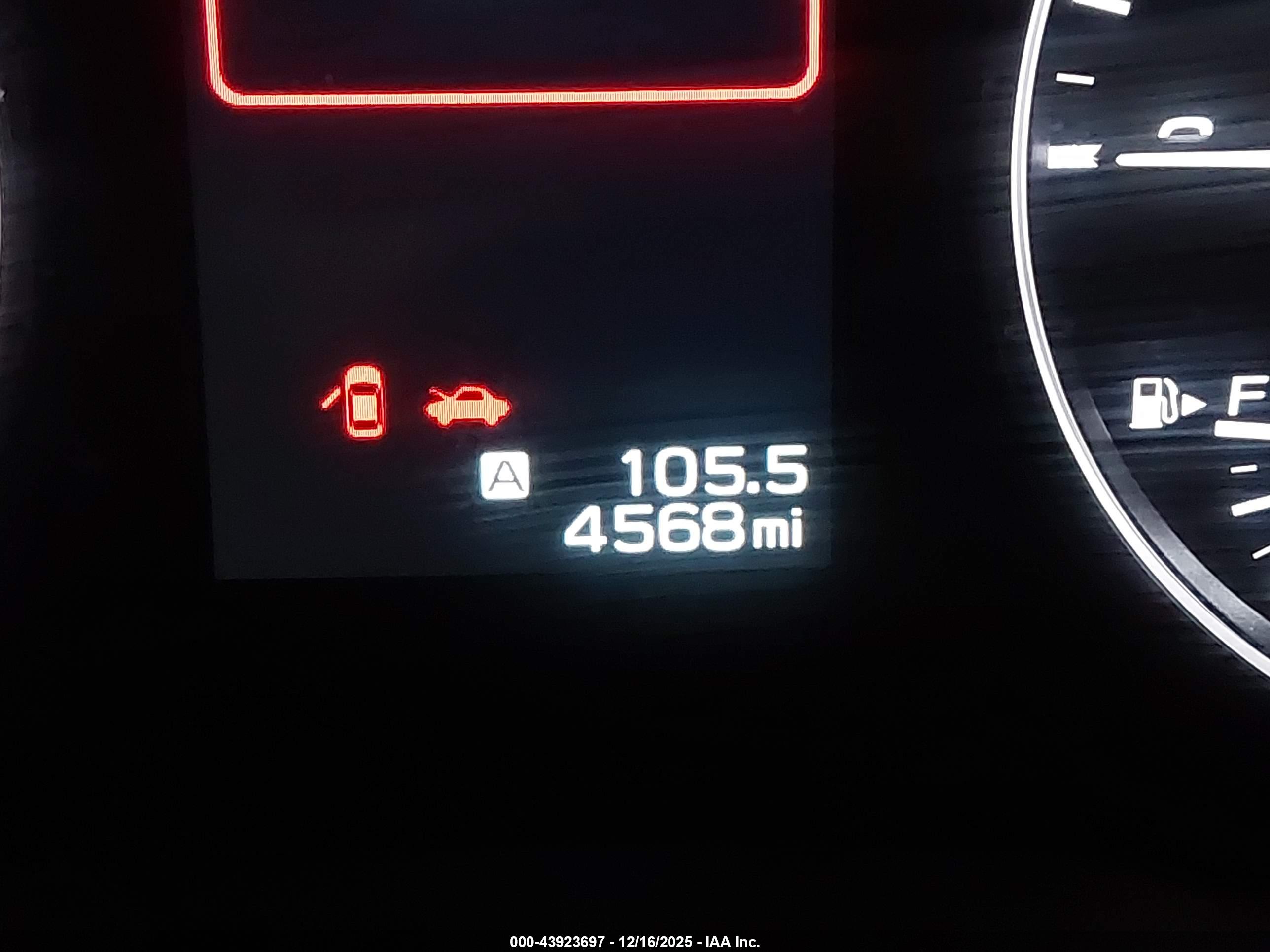 SUBARU CROSSTREK image 7