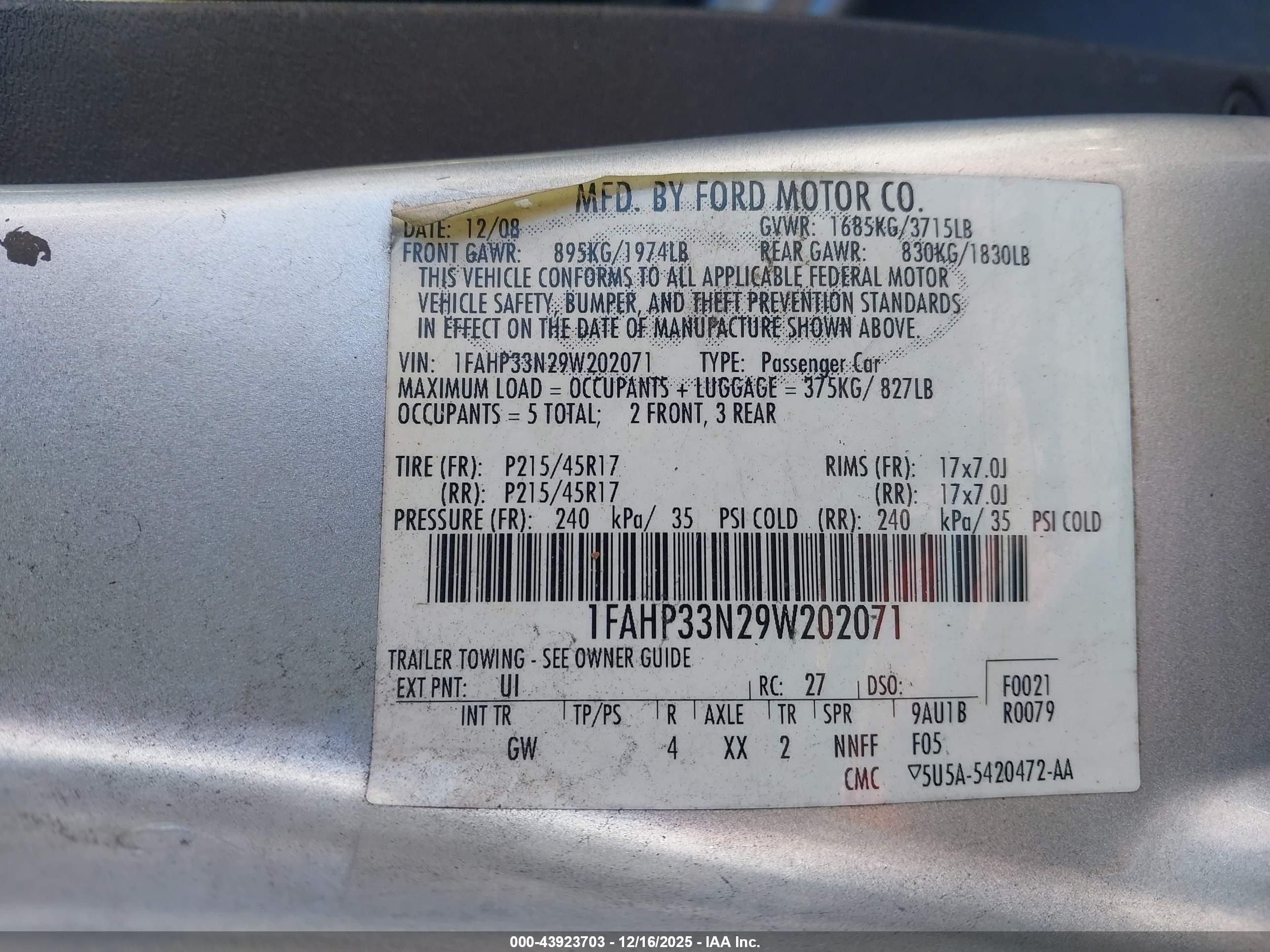 FORD FOCUS image 9