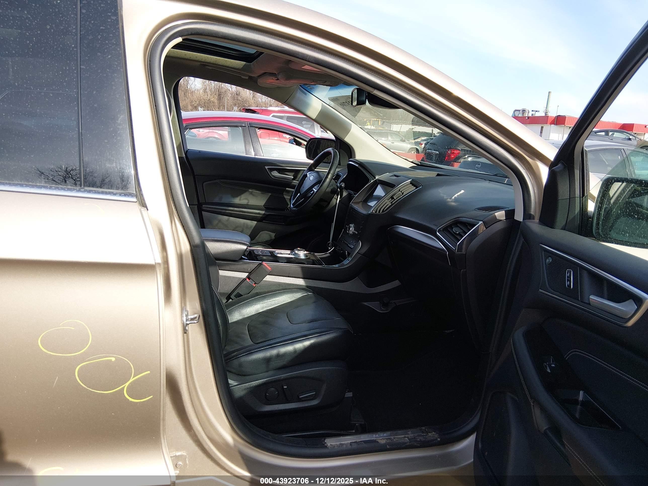 FORD EDGE image 5