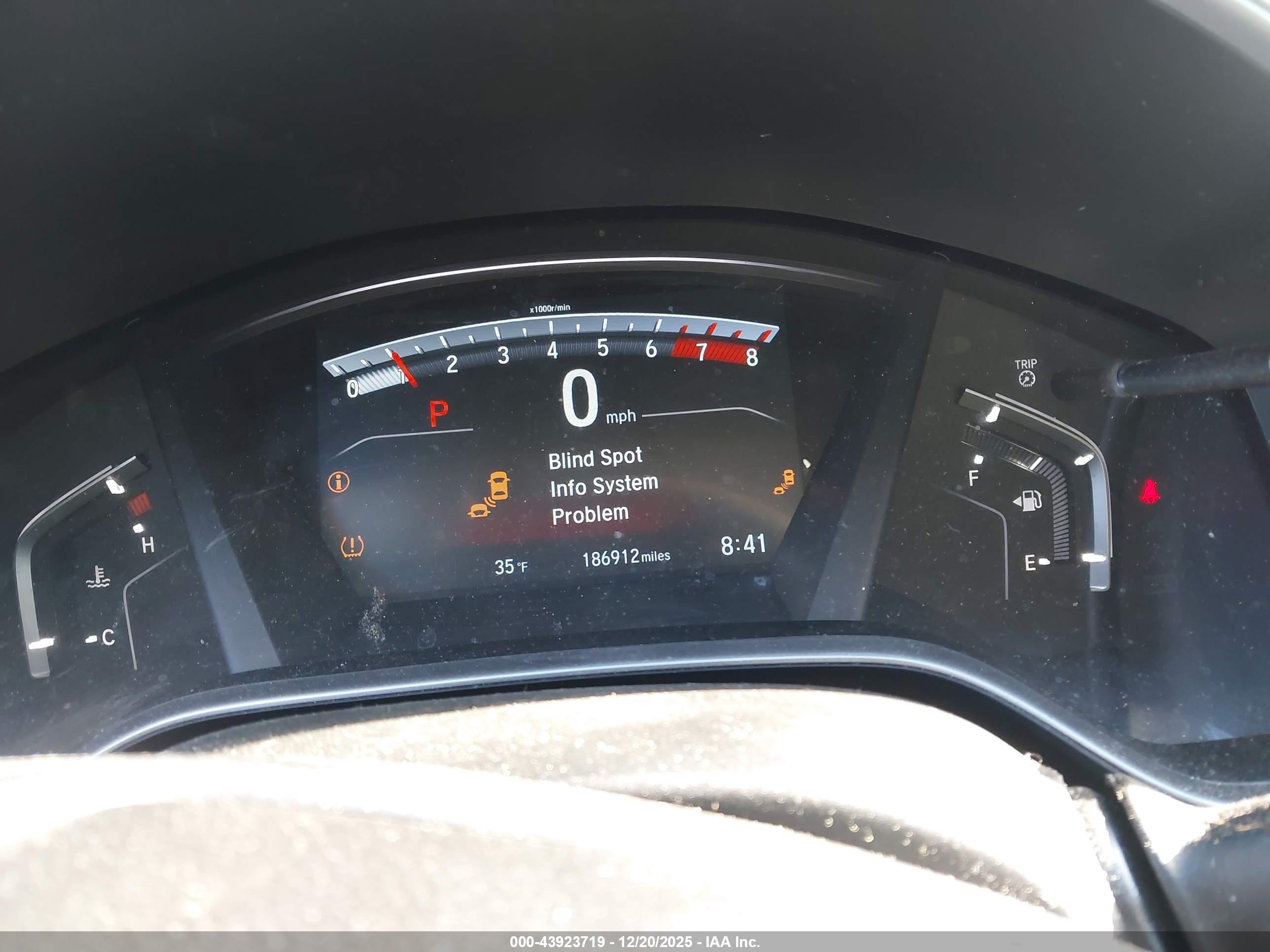 HONDA CR-V image 7