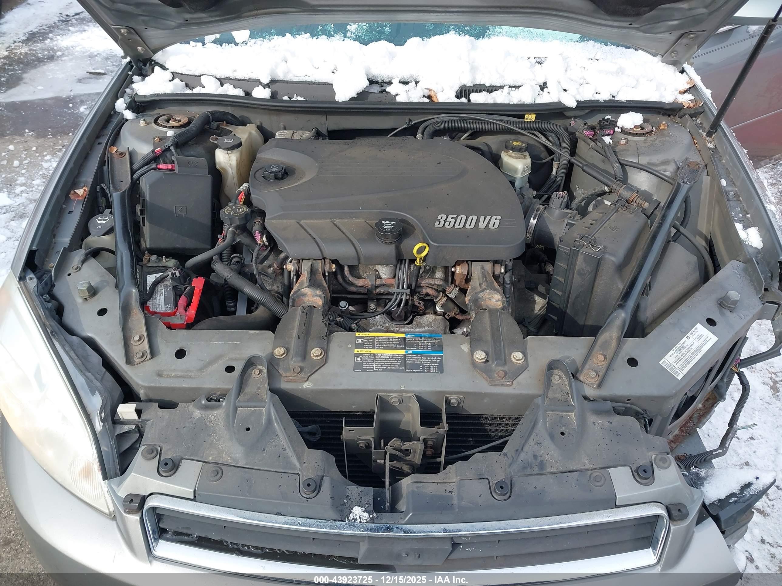 CHEVROLET IMPALA image 10