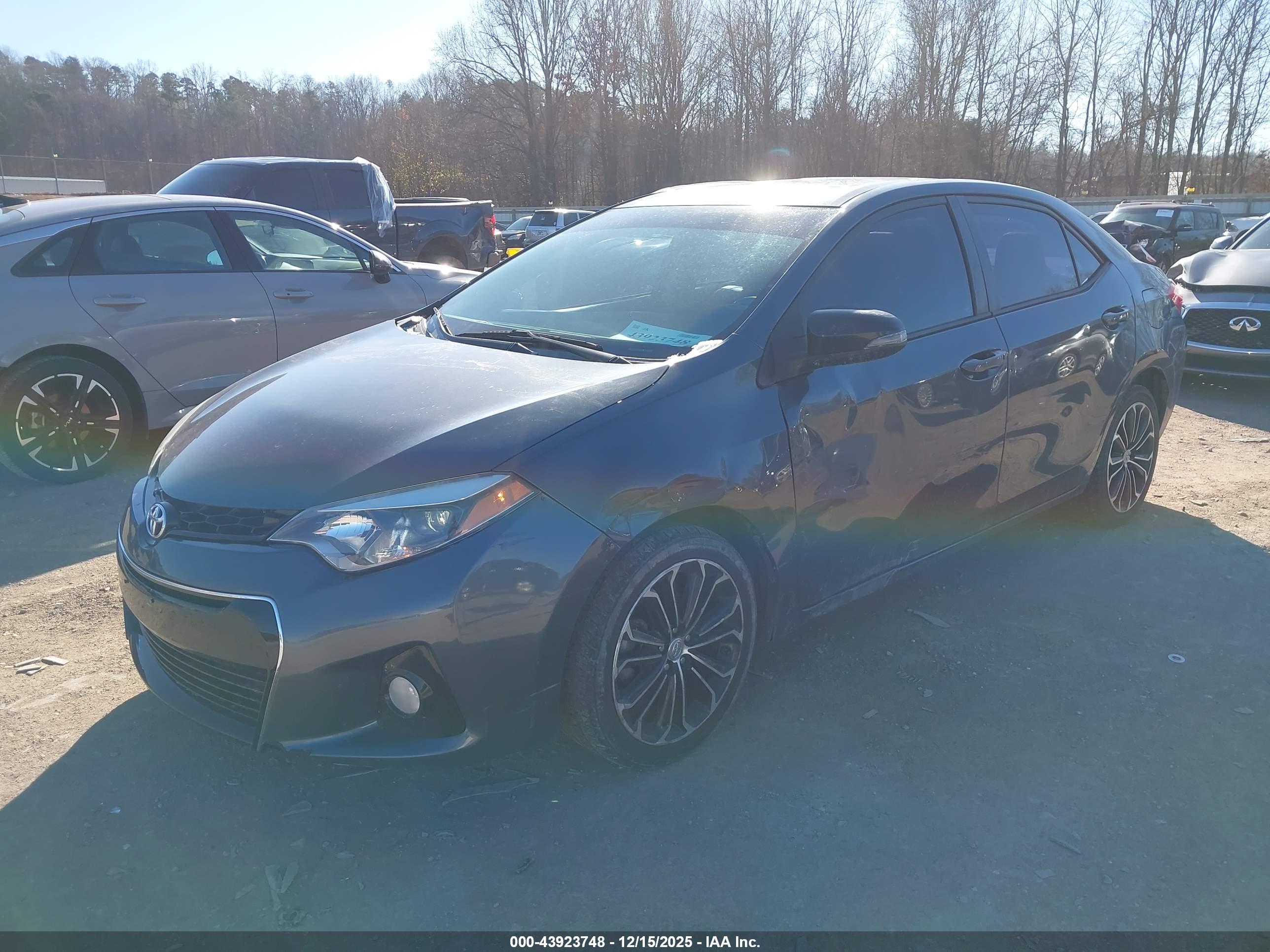 TOYOTA COROLLA image 2