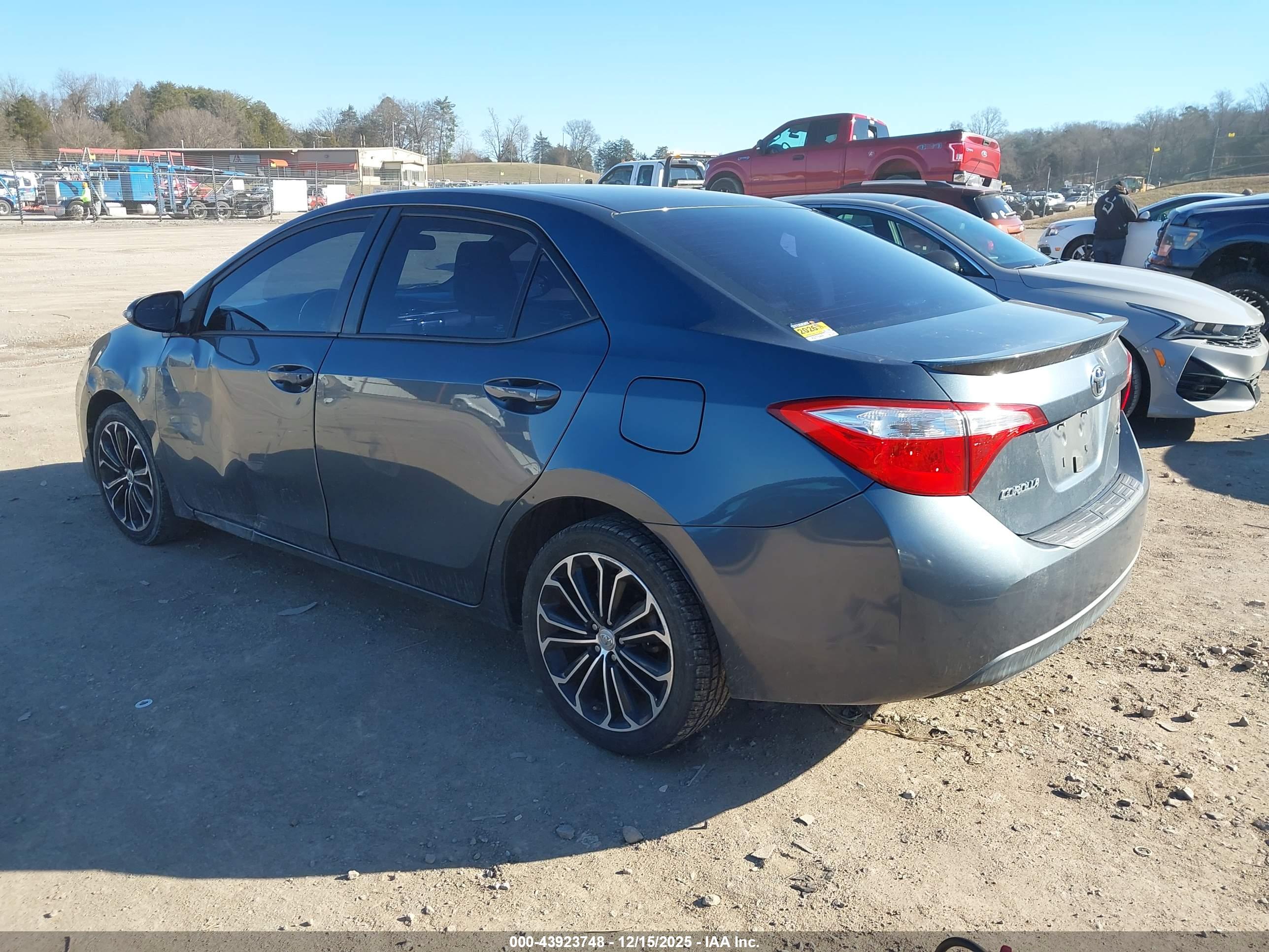 TOYOTA COROLLA image 3