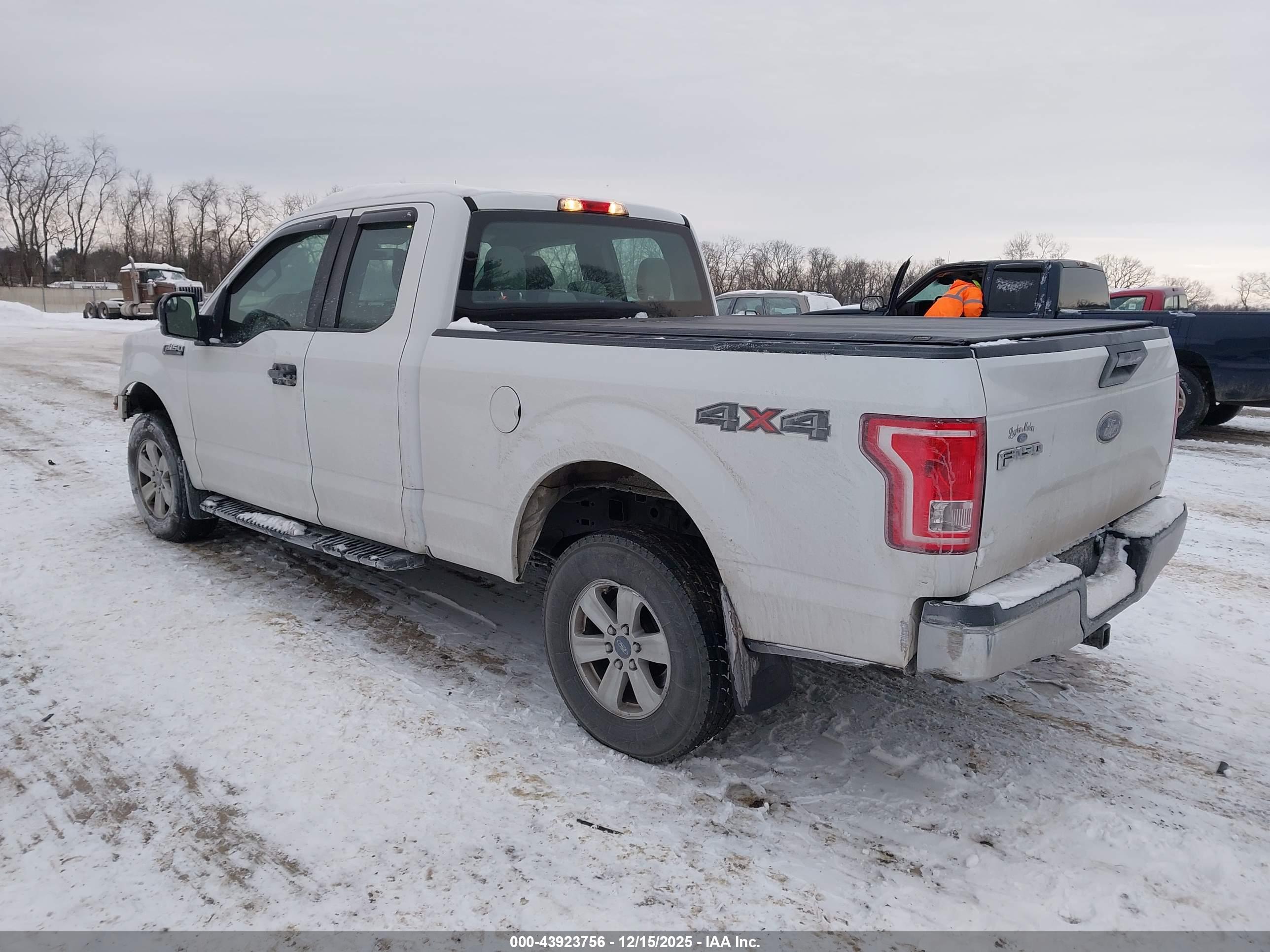 FORD F-150 image 3
