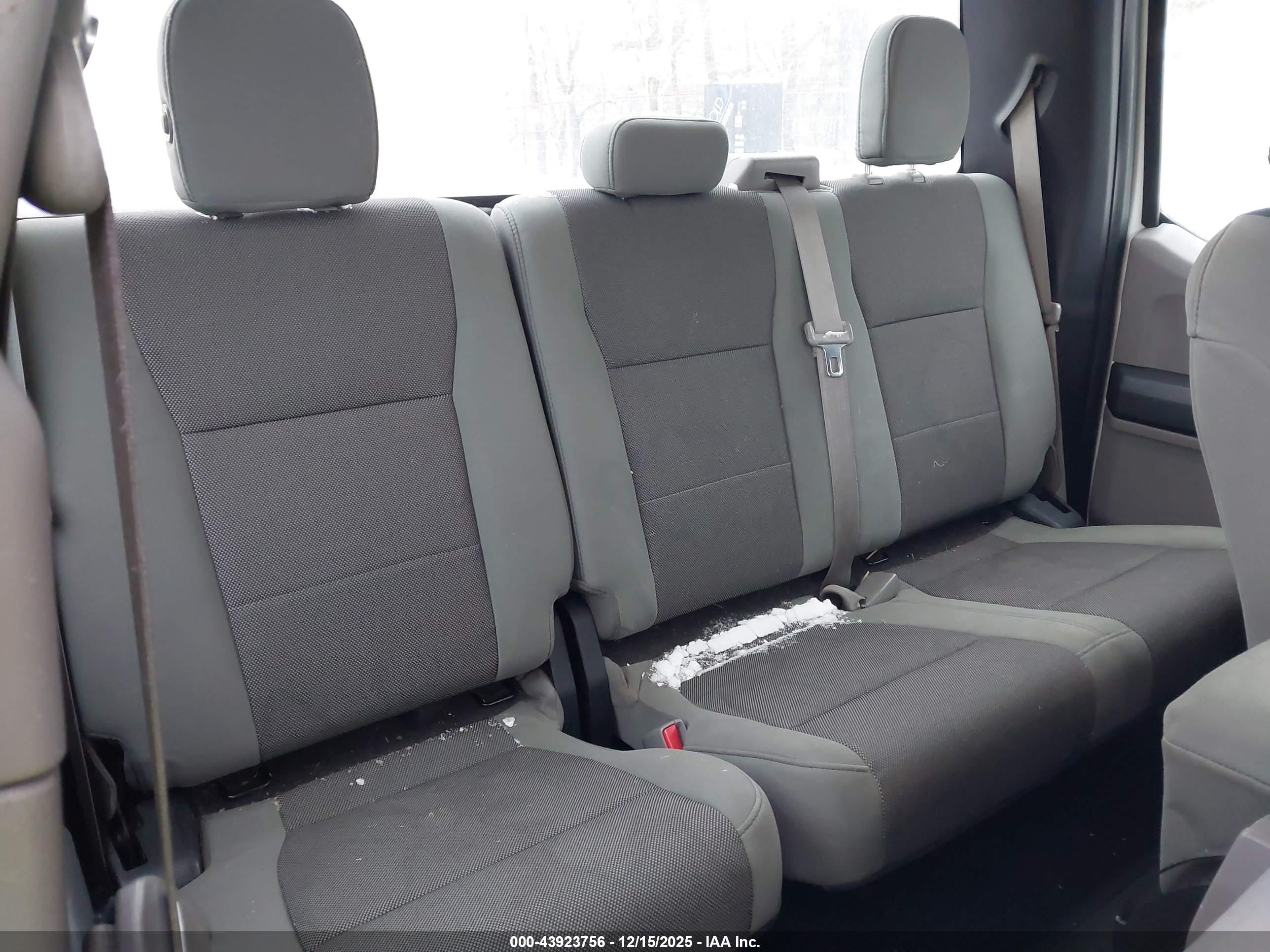 FORD F-150 image 8