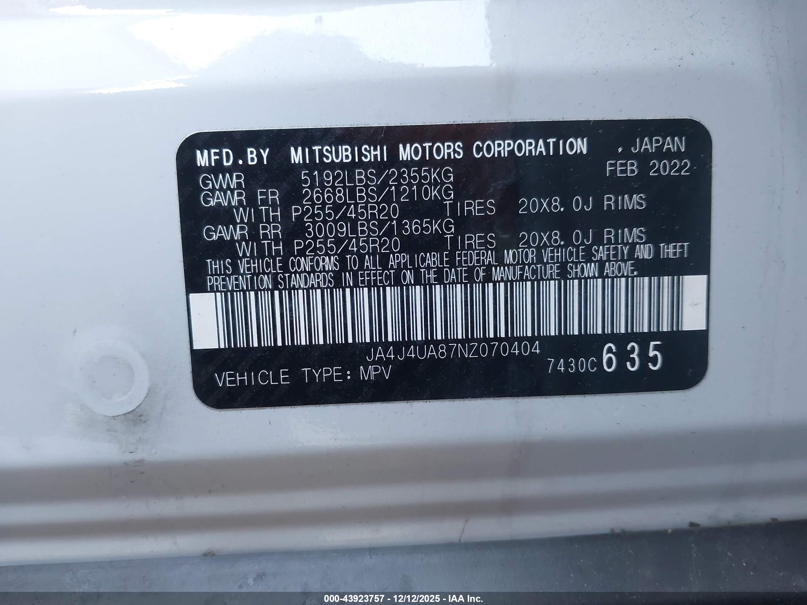 MITSUBISHI OUTLANDER image 9