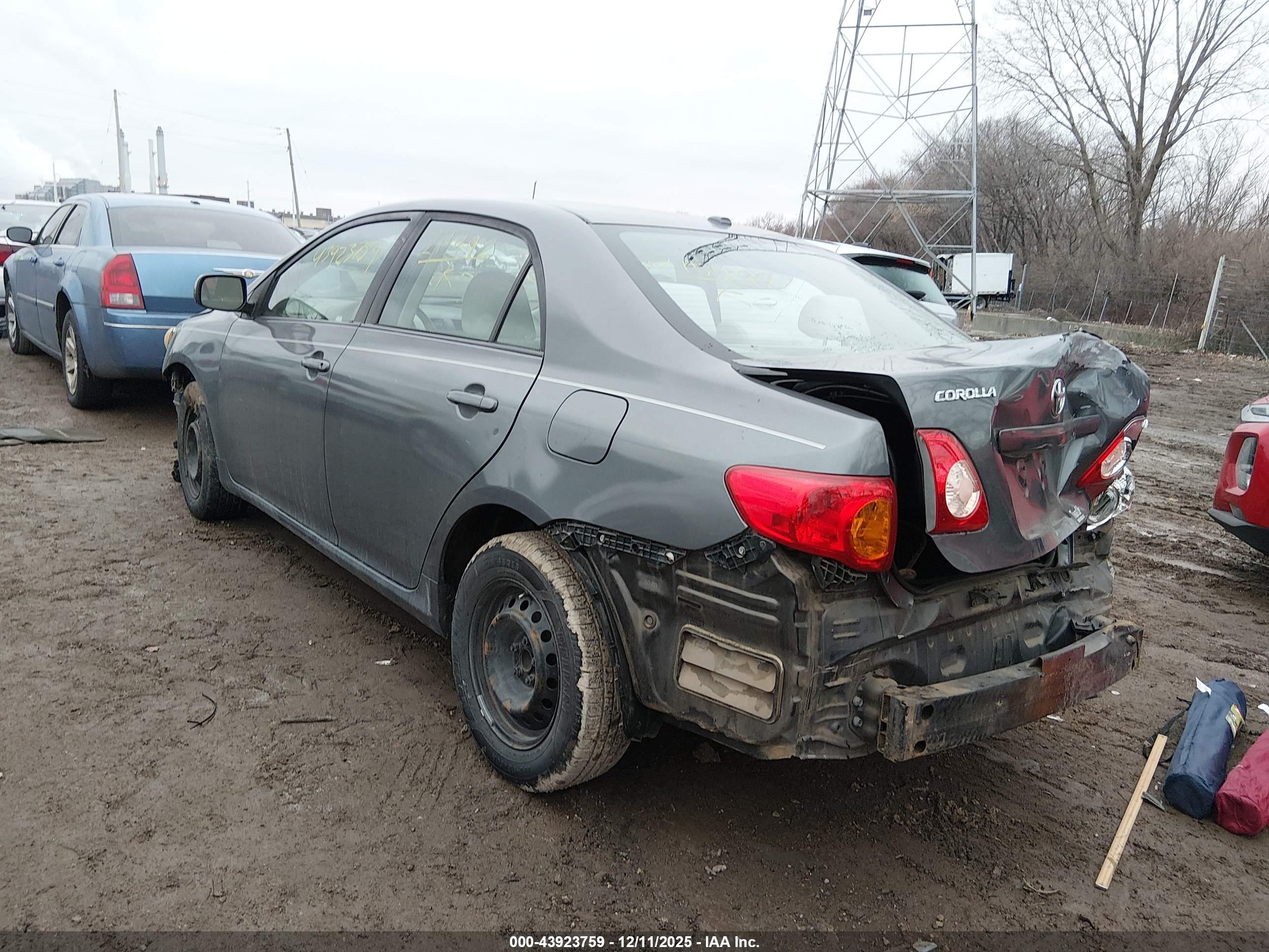 TOYOTA COROLLA image 3