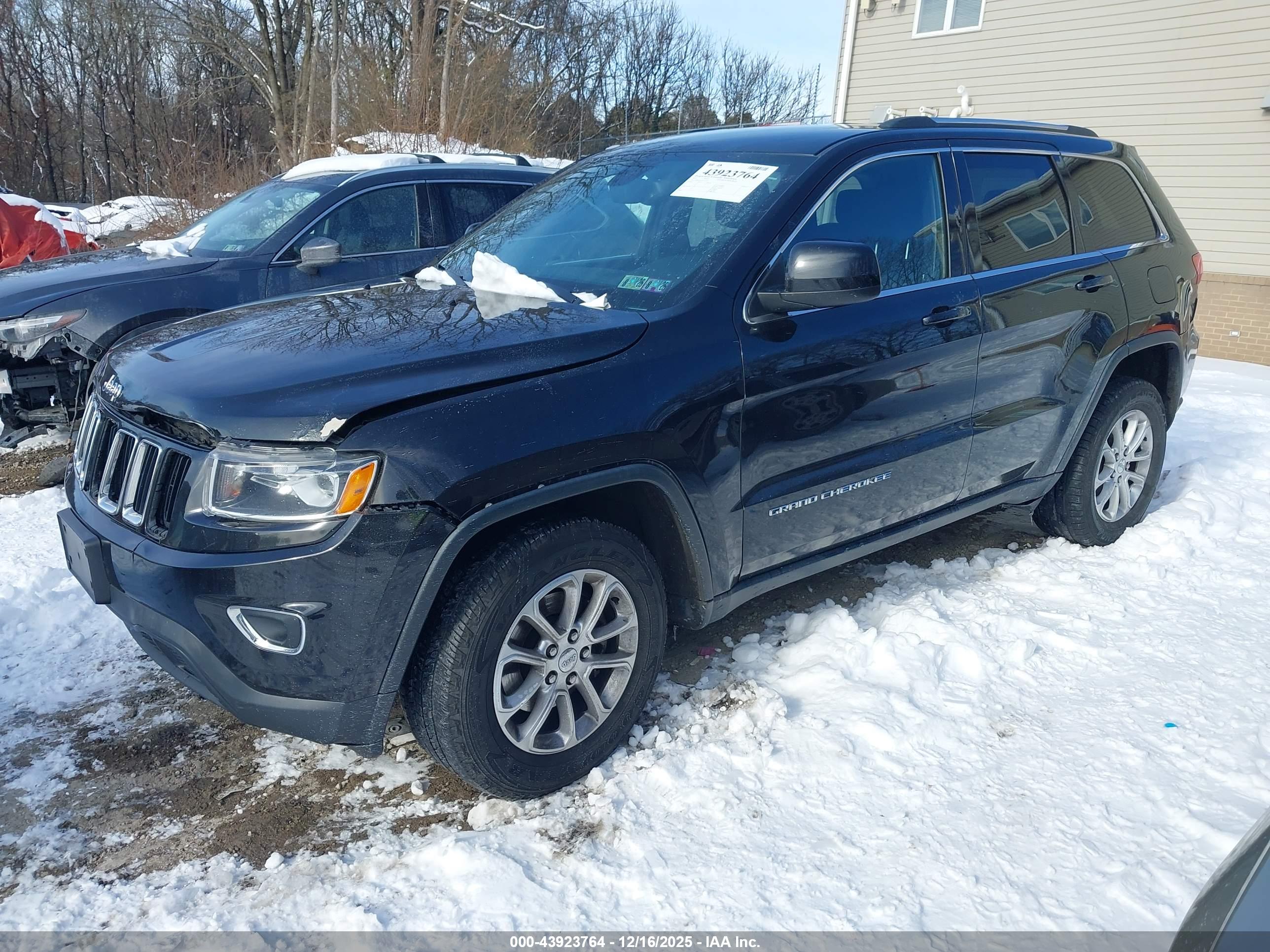 JEEP GRAND image 2