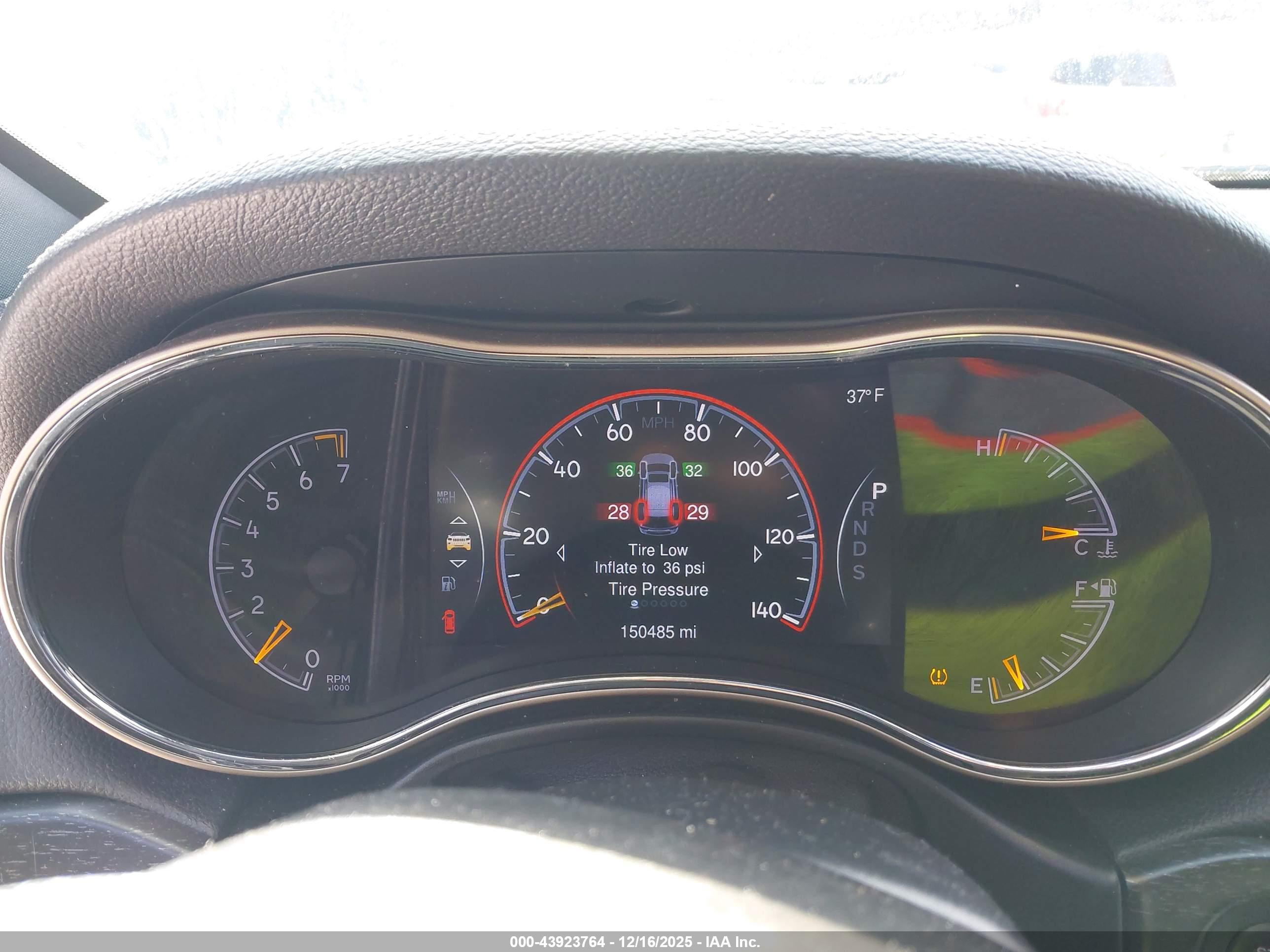 JEEP GRAND image 7