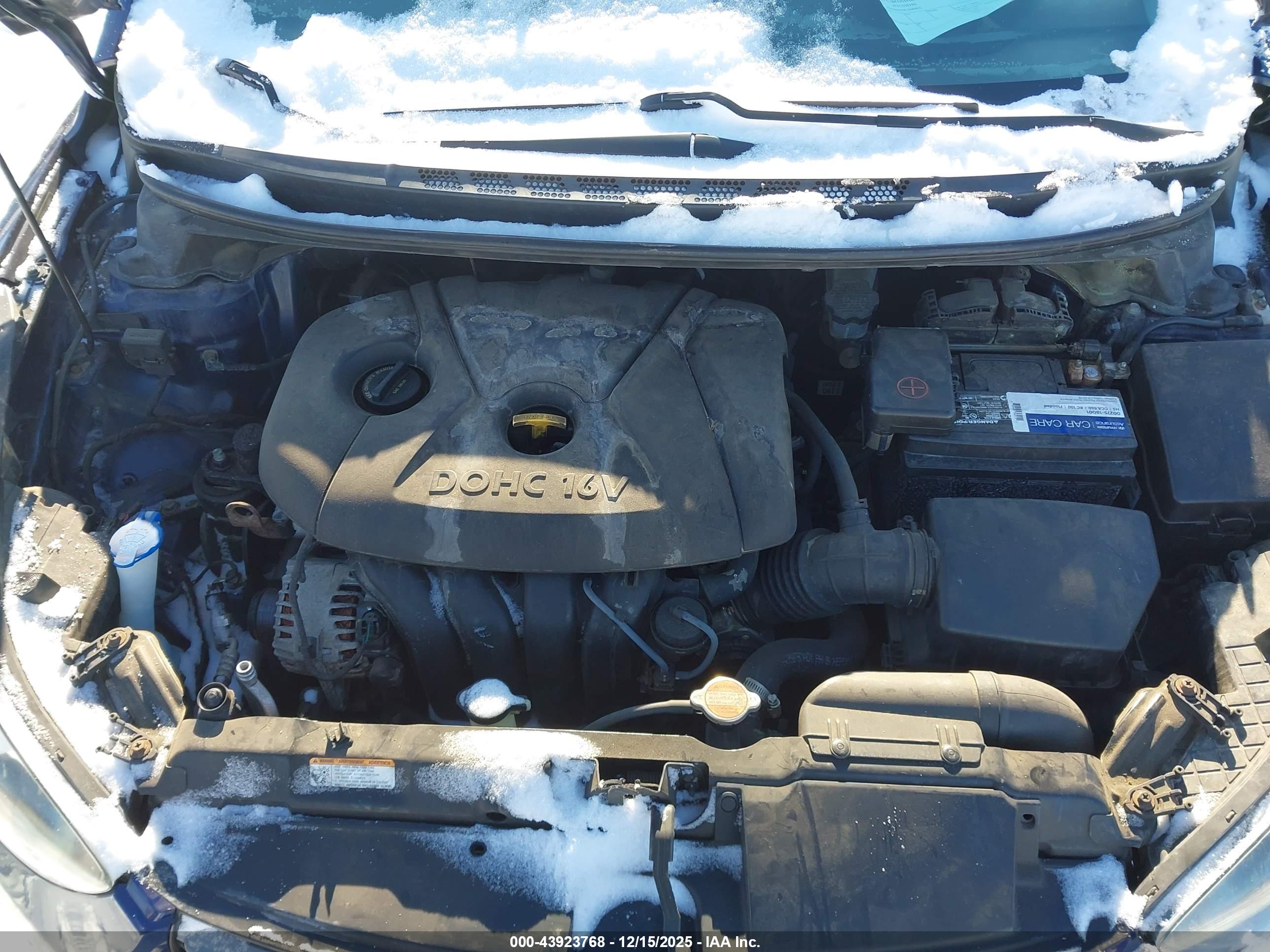 HYUNDAI ELANTRA image 10