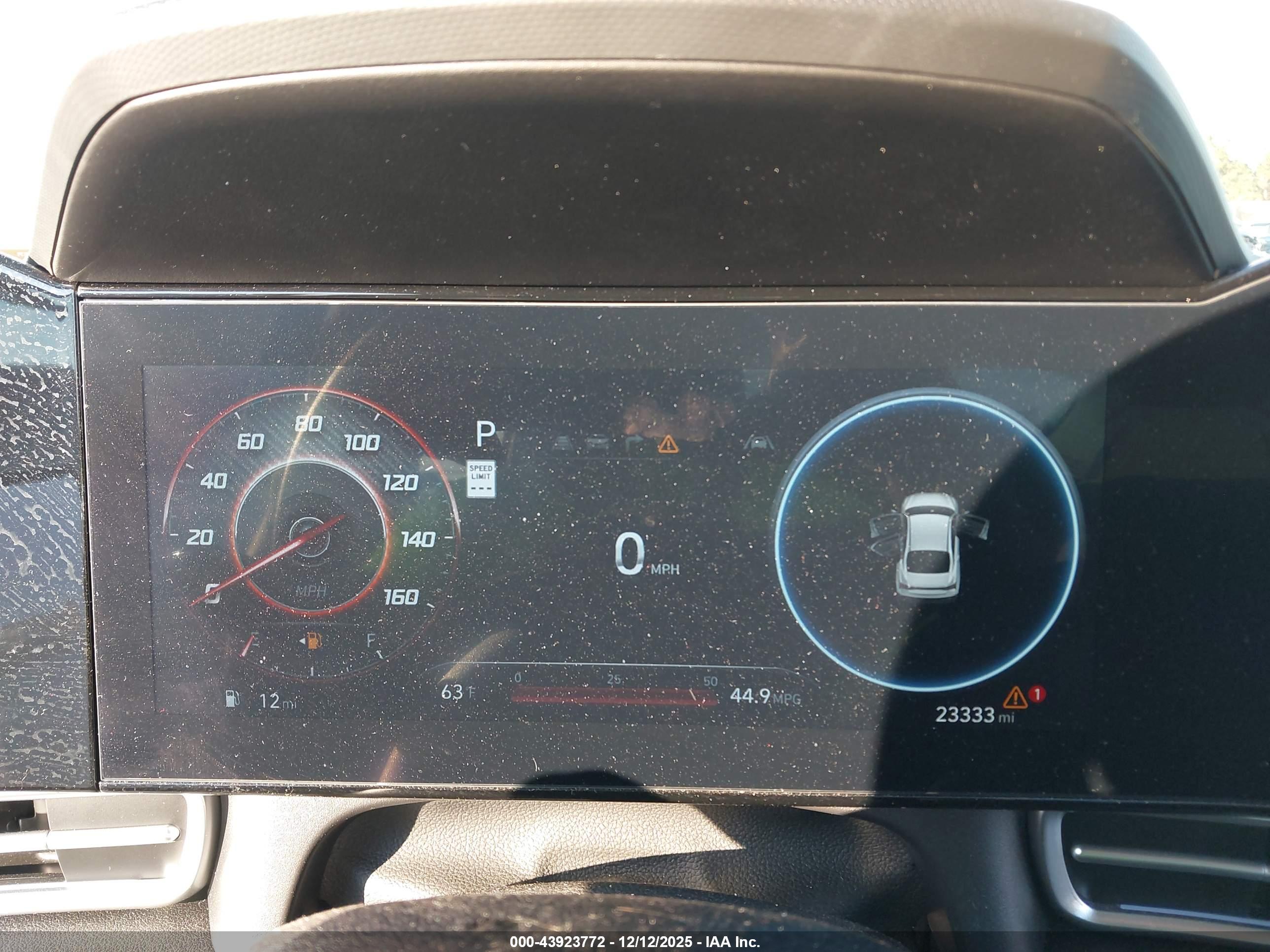 HYUNDAI ELANTRA image 7