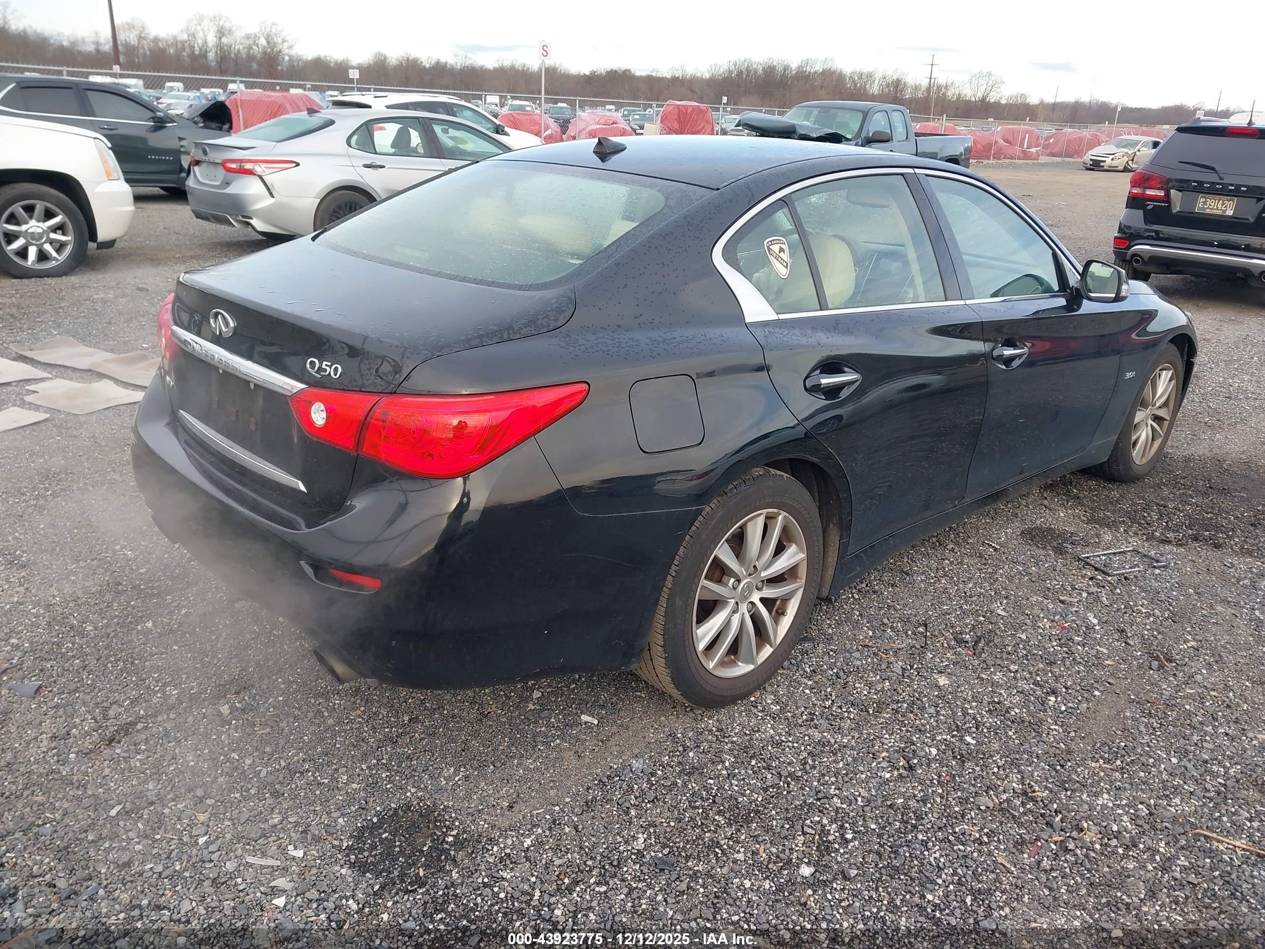 INFINITI Q50 image 4