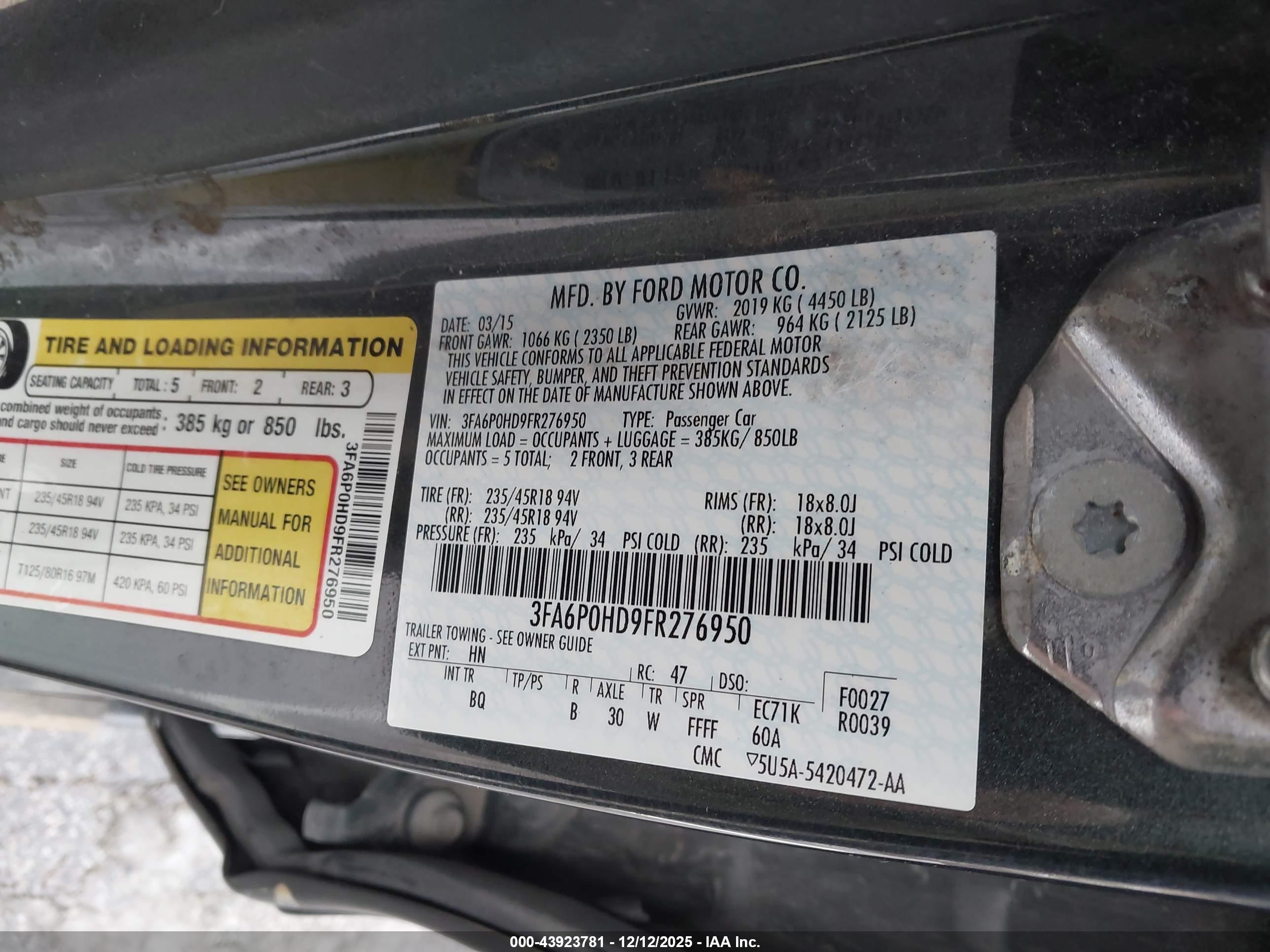 FORD FUSION image 9
