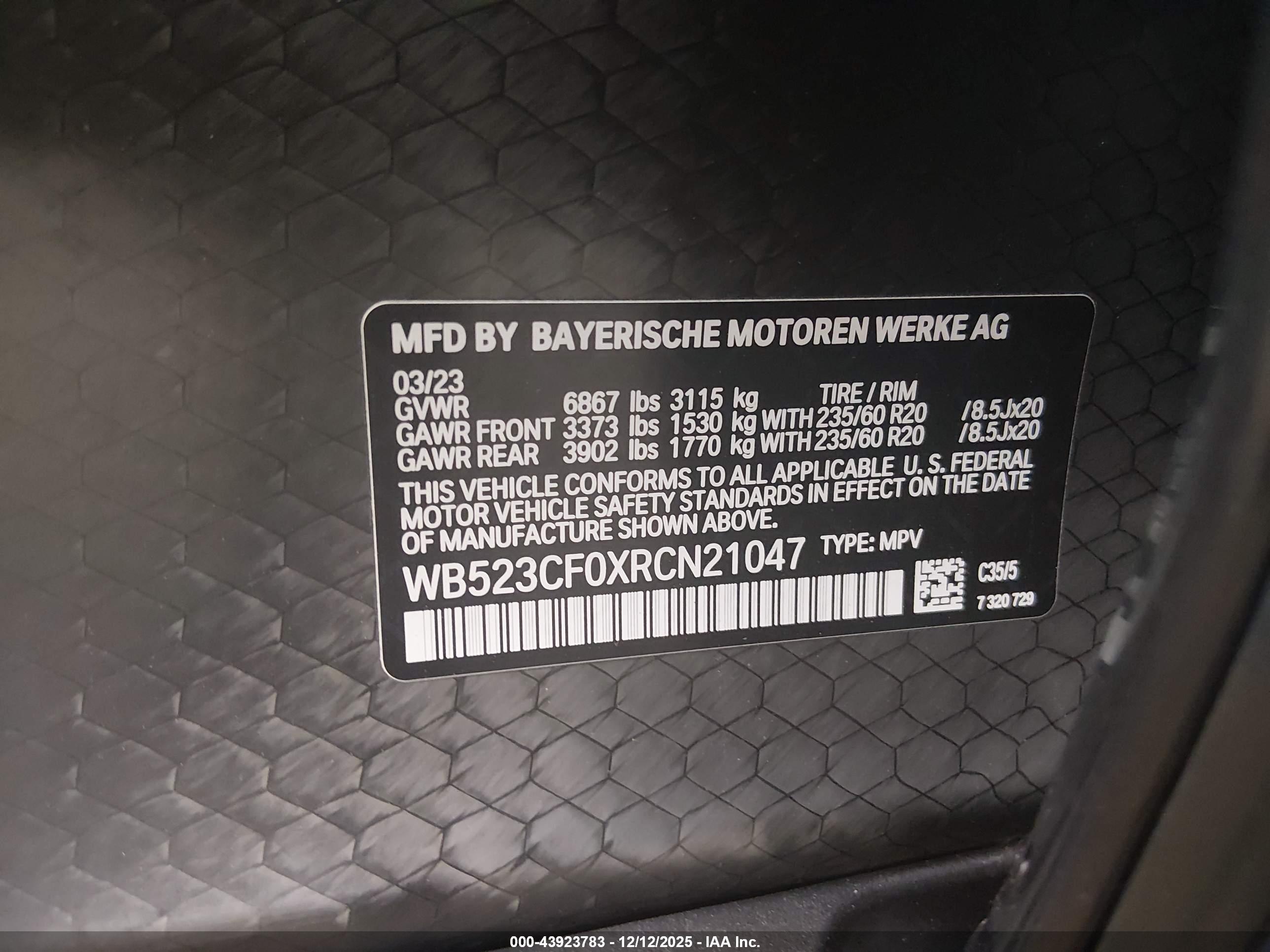 BMW IX image 9