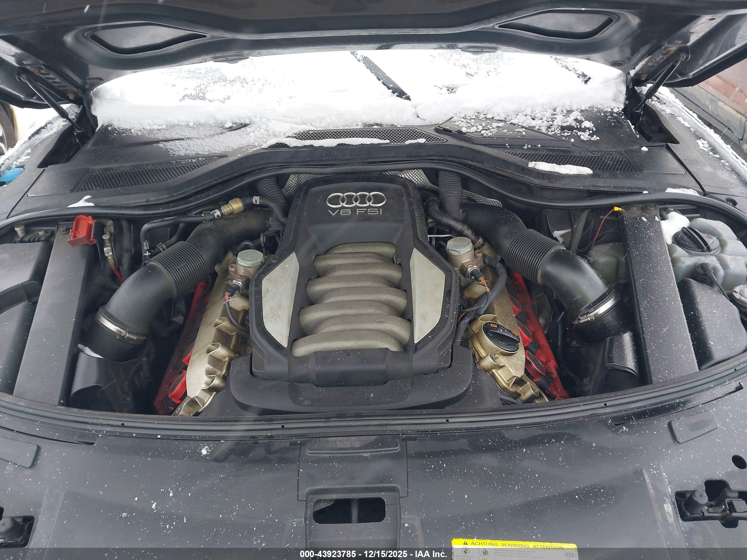 AUDI A8 image 10