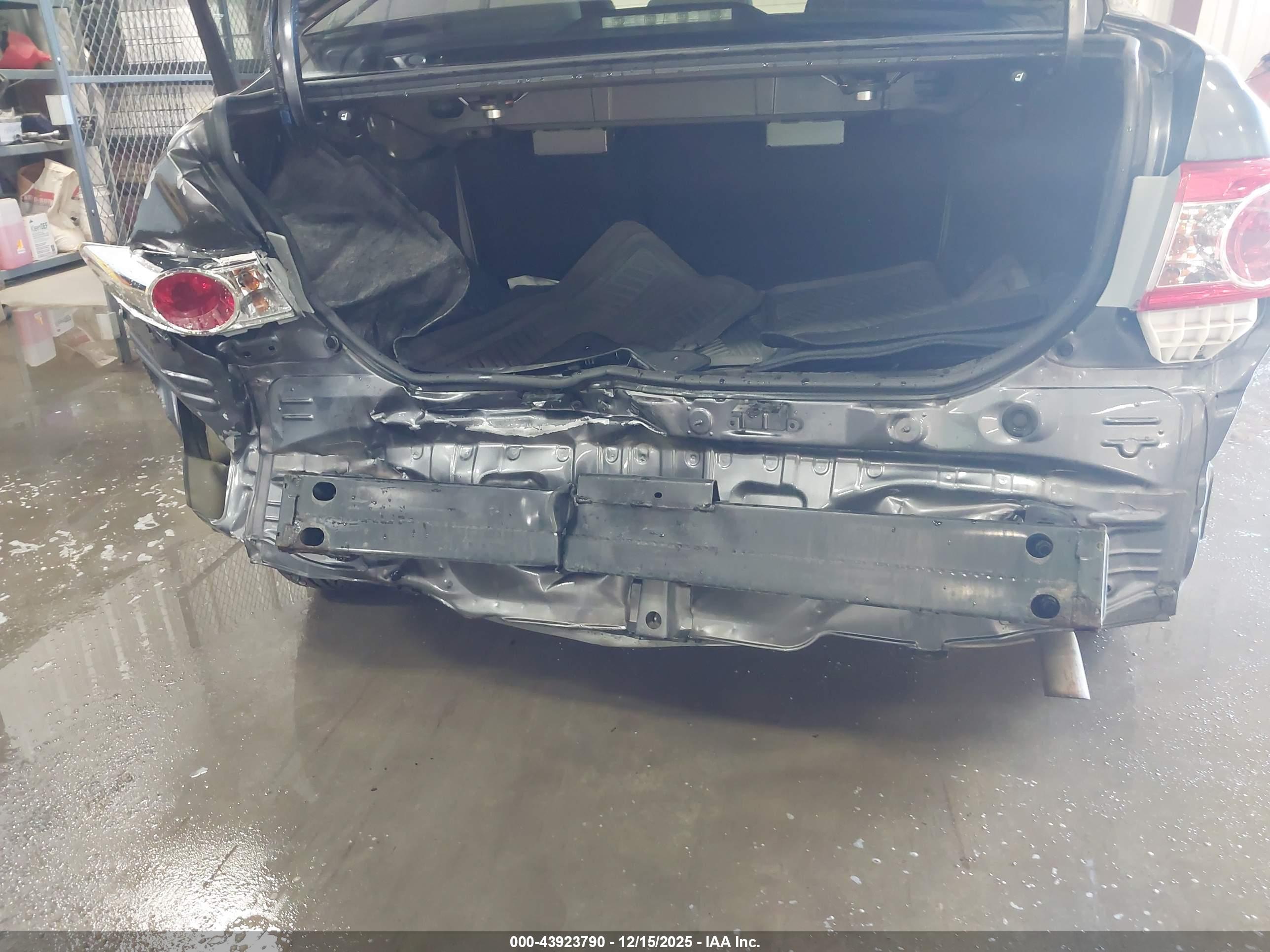 TOYOTA COROLLA image 6