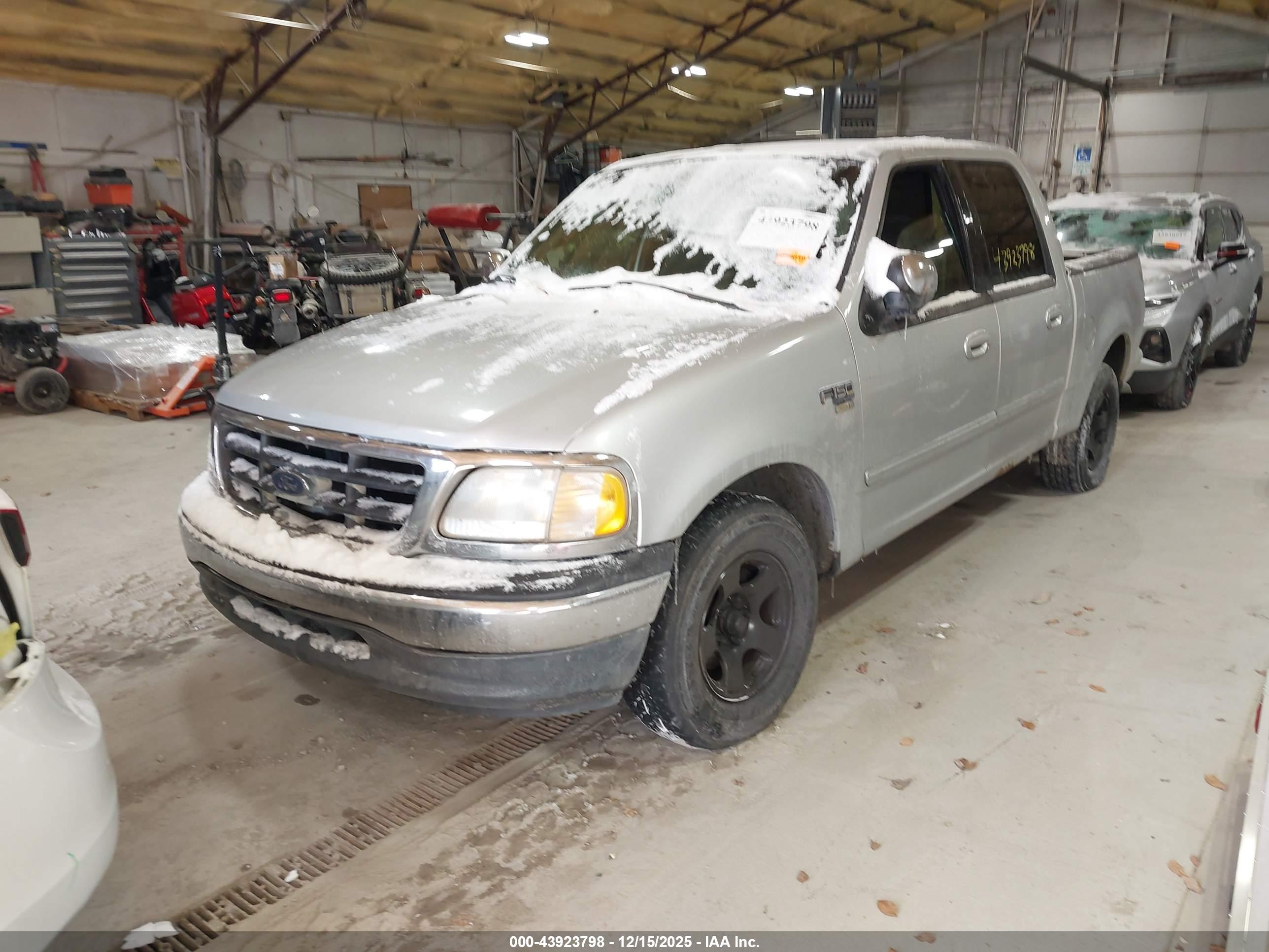 FORD F-150 image 2