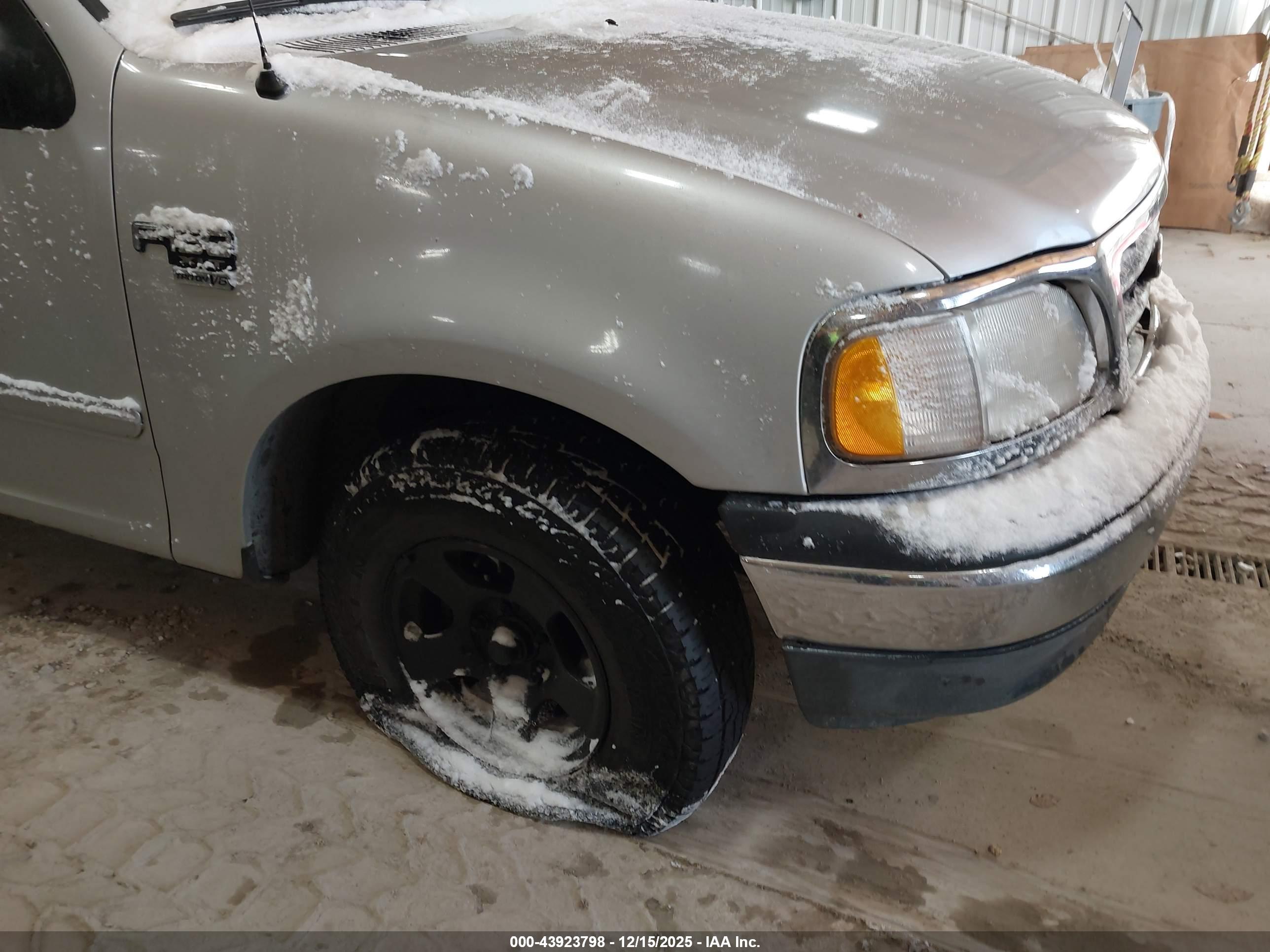 FORD F-150 image 6