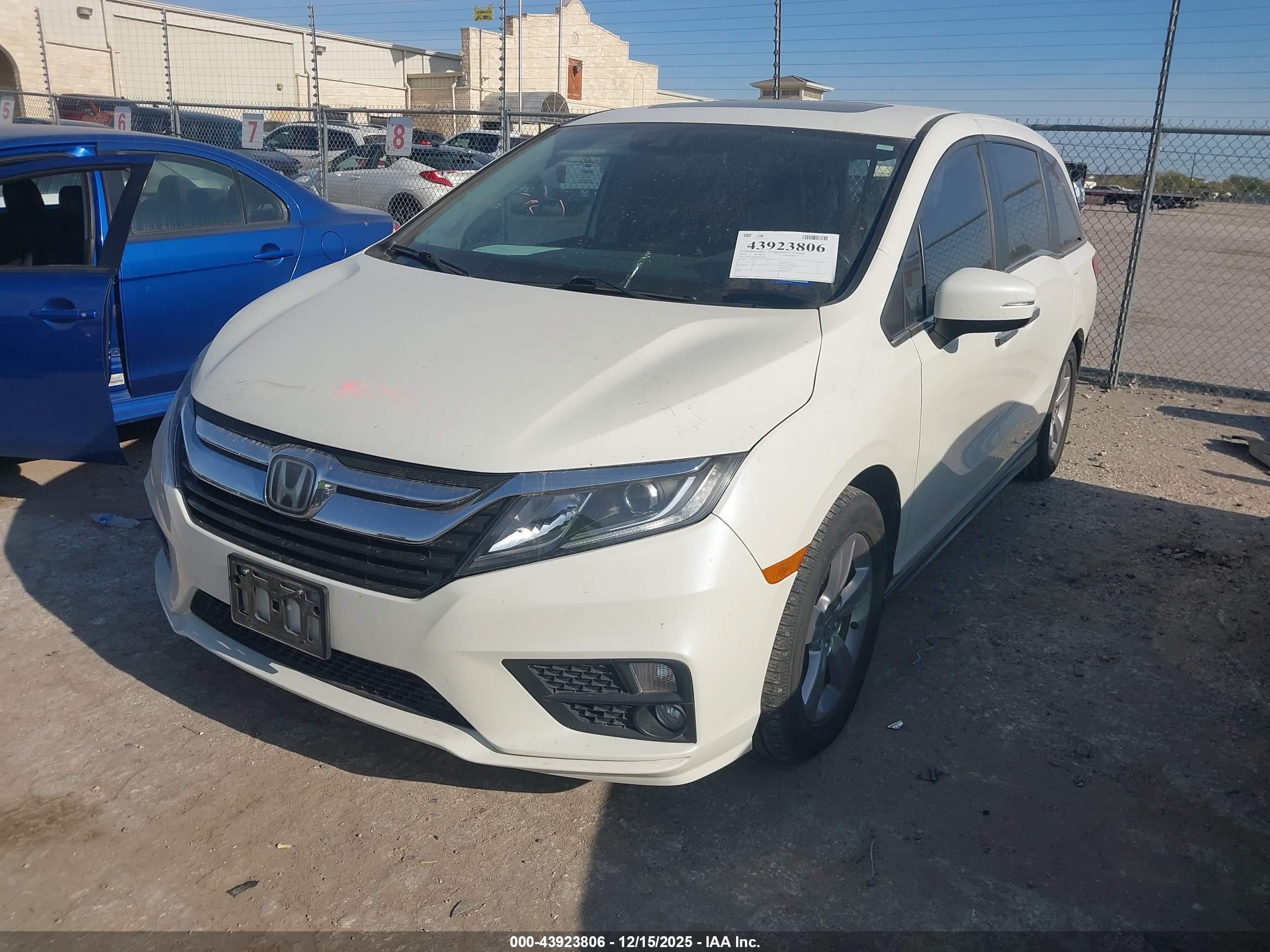 HONDA ODYSSEY image 2
