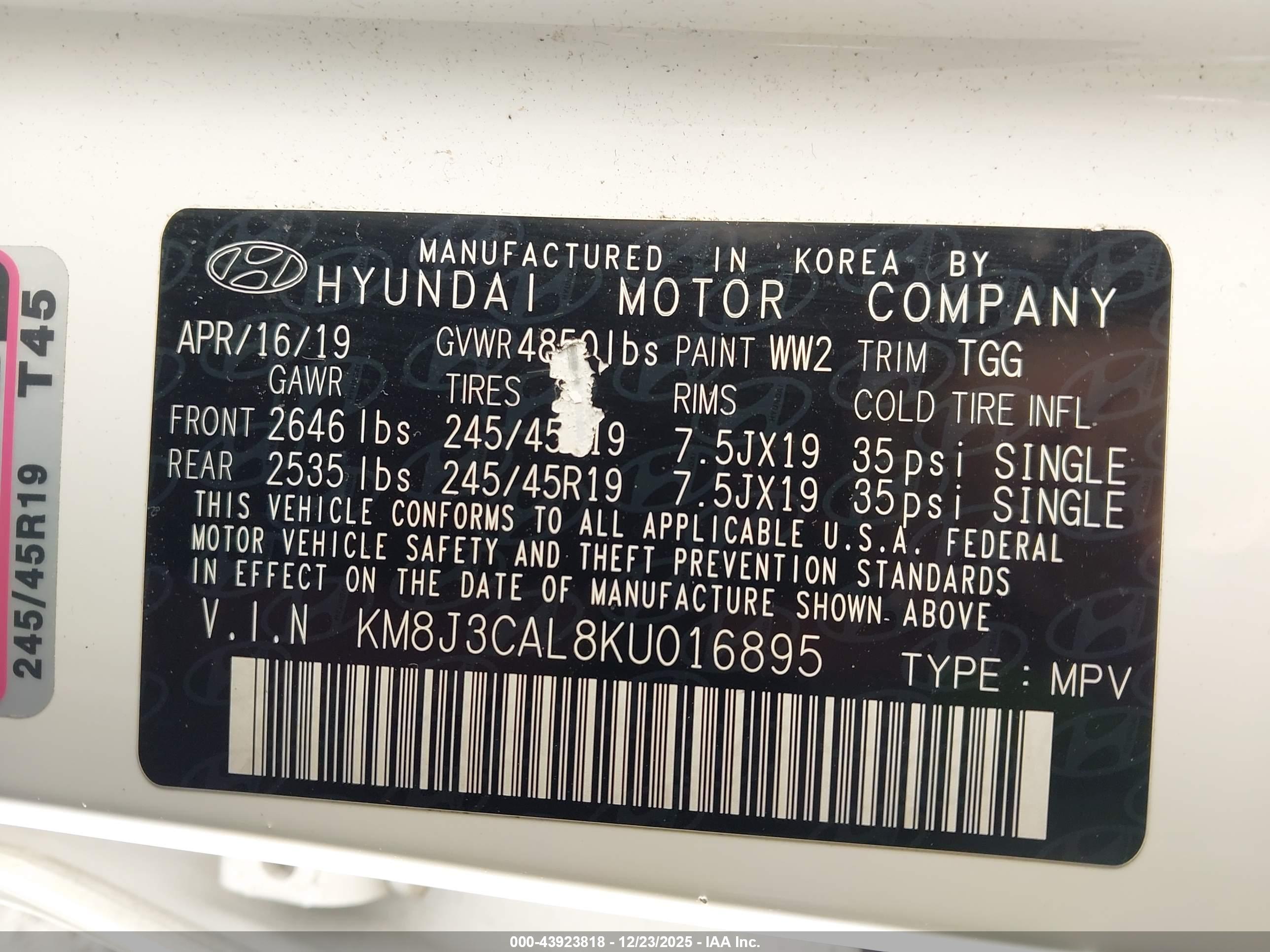 HYUNDAI TUCSON image 9