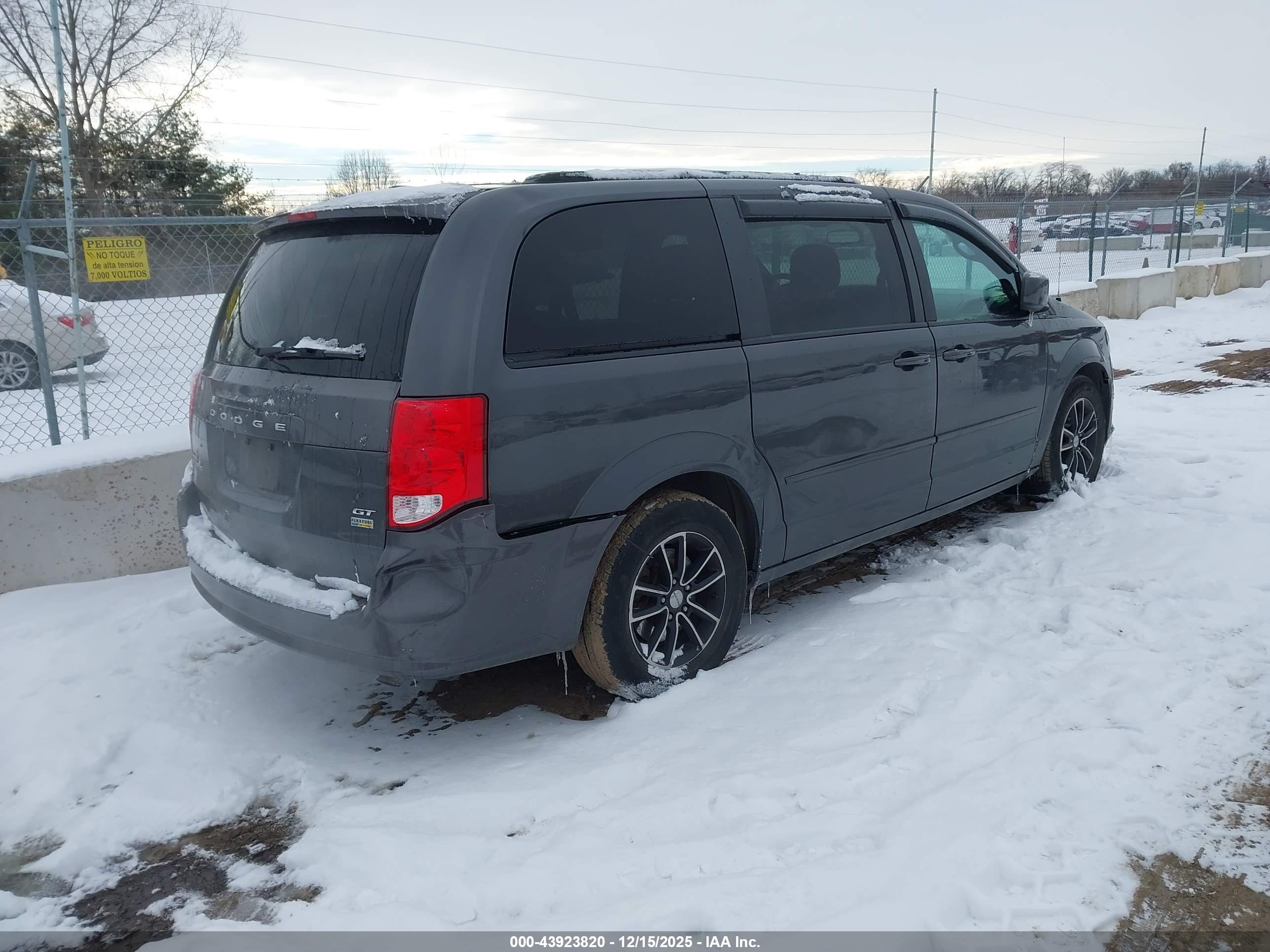 DODGE GRAND image 4