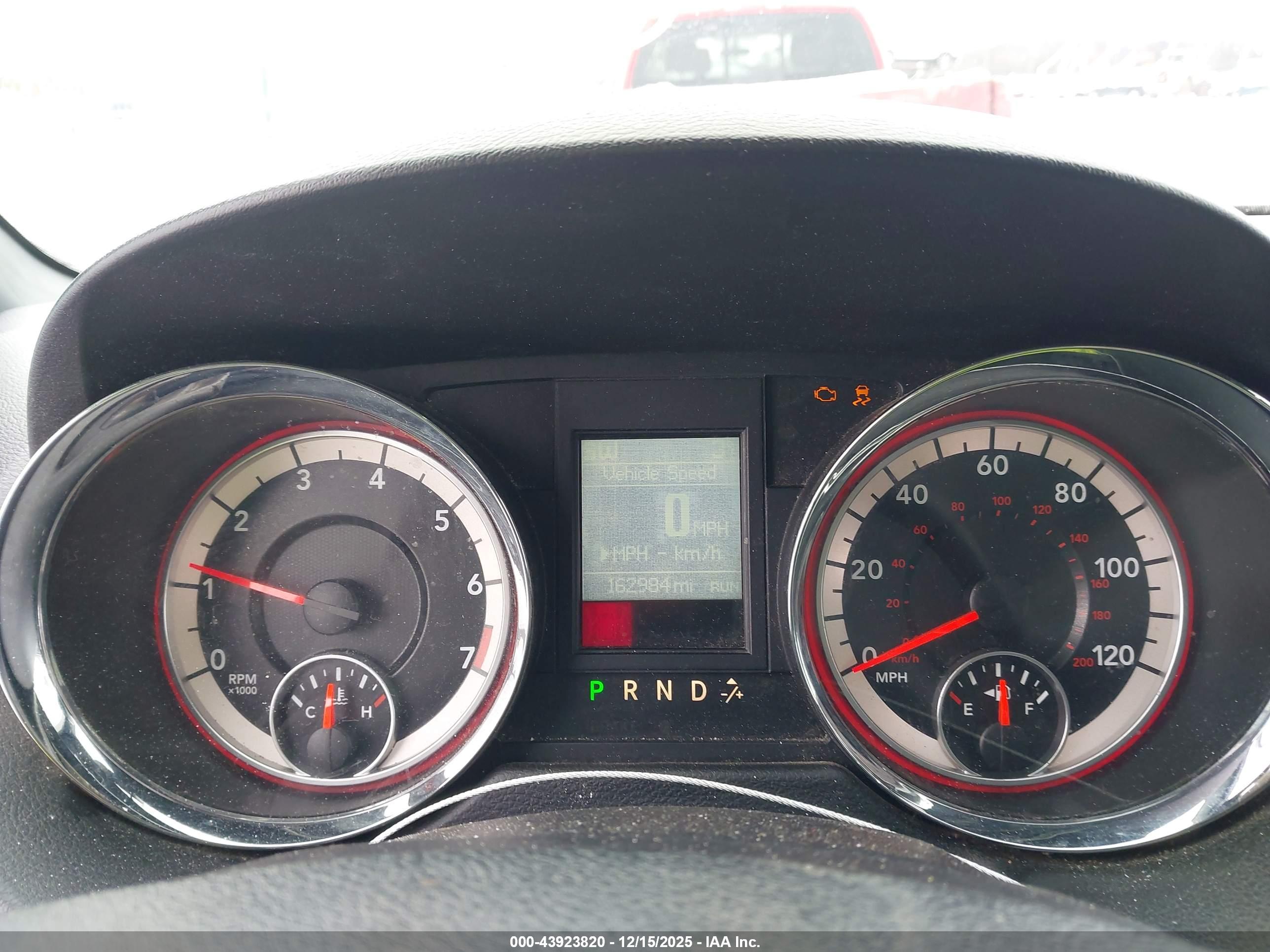 DODGE GRAND image 7