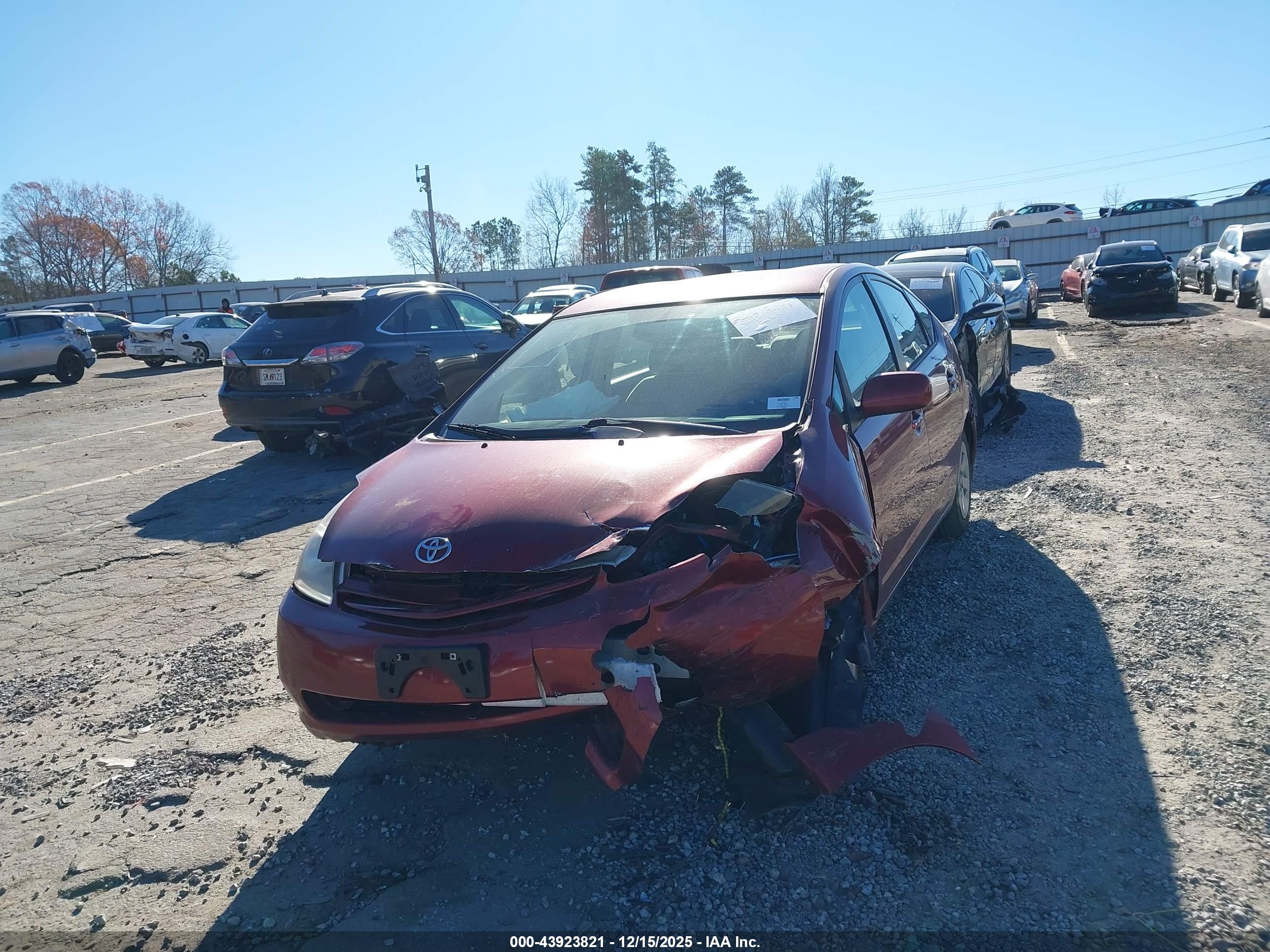 TOYOTA PRIUS image 2