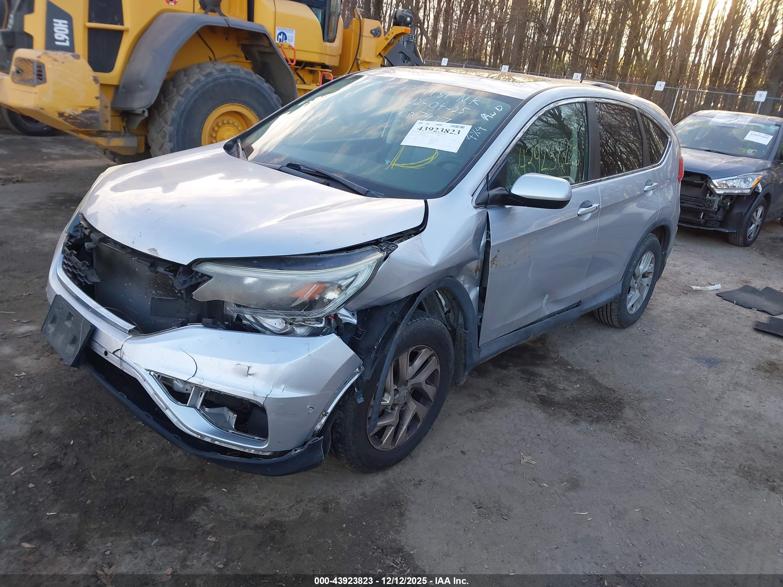 HONDA CR-V image 2