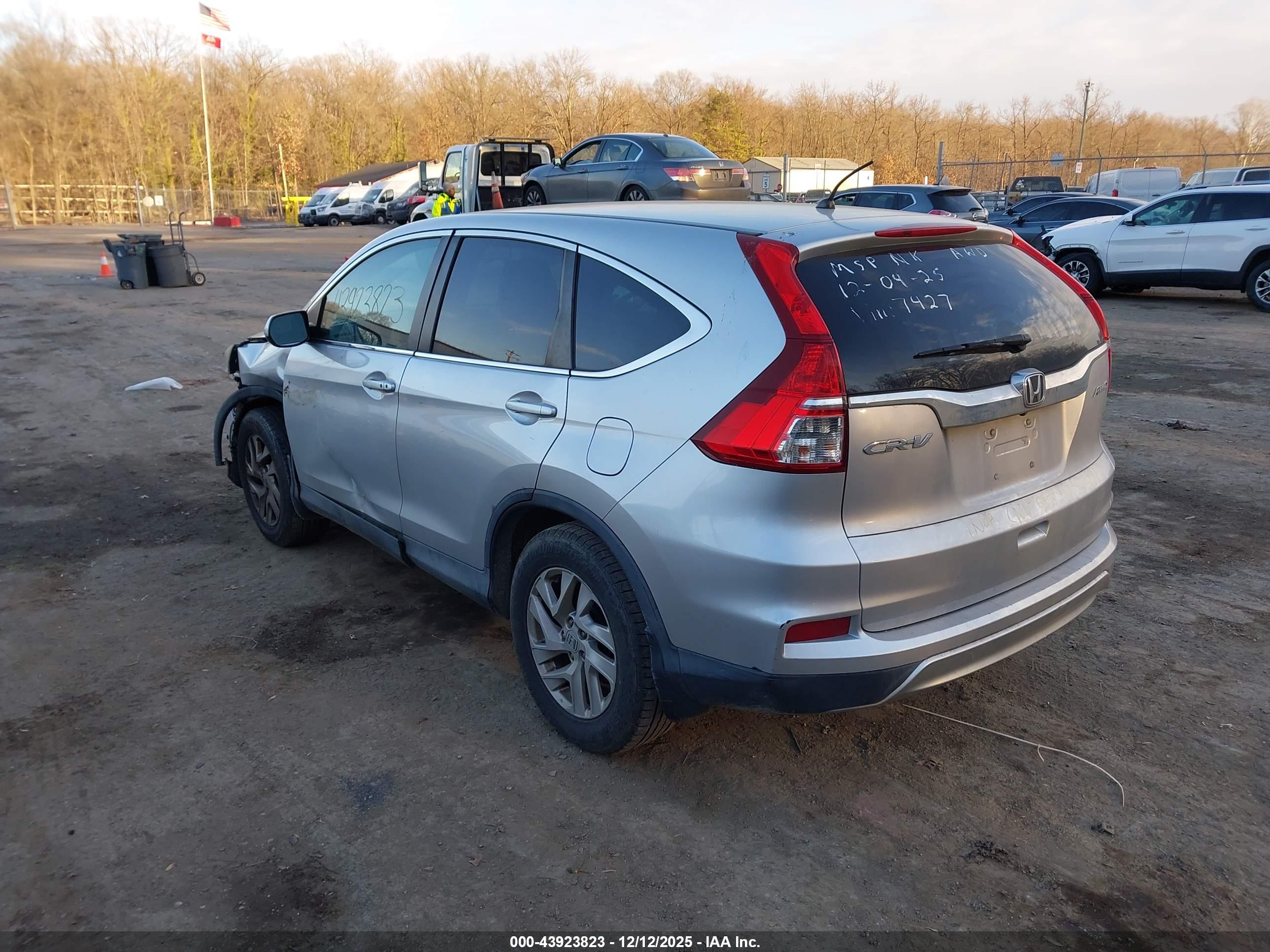 HONDA CR-V image 3