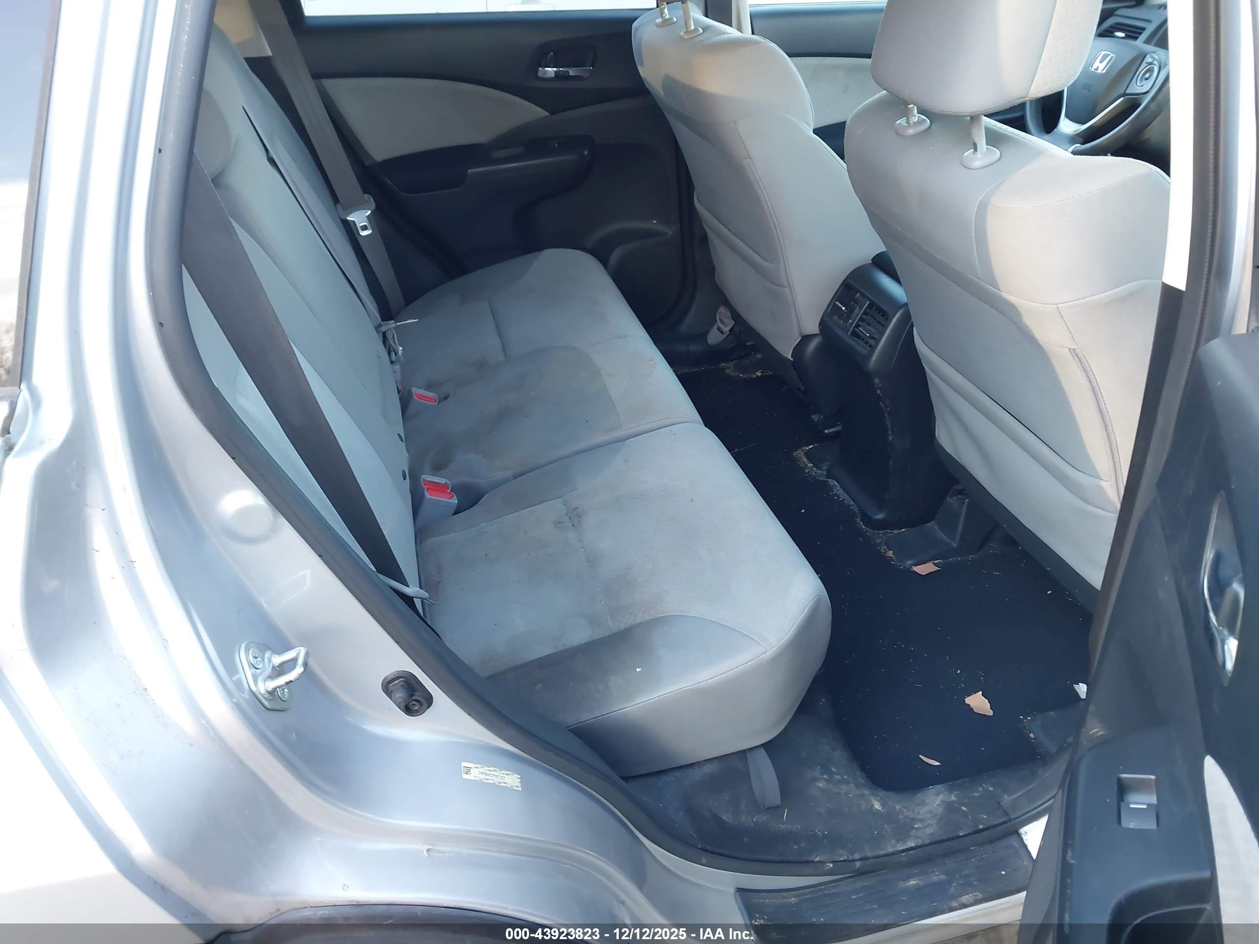 HONDA CR-V image 8