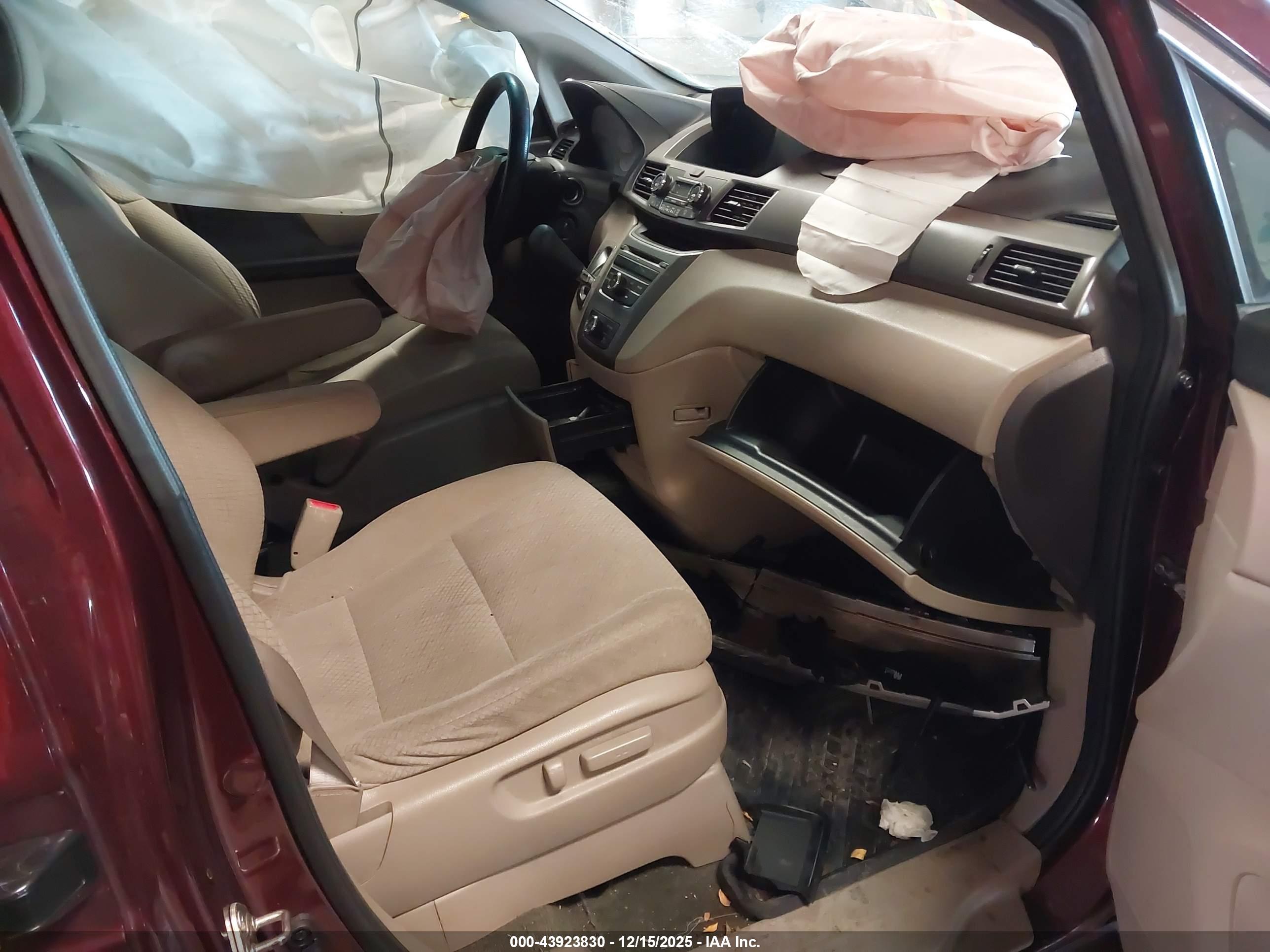 HONDA ODYSSEY image 5