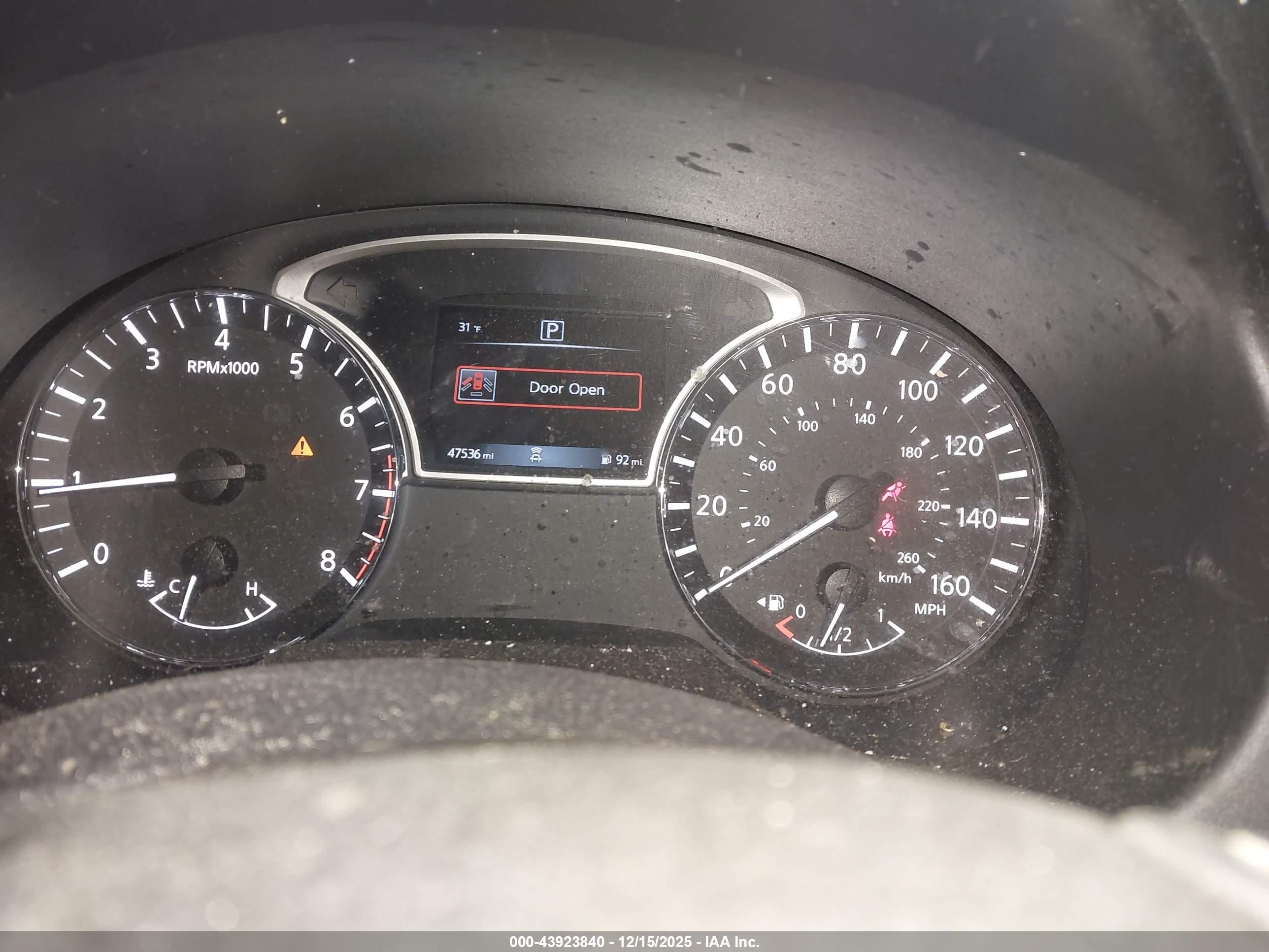 NISSAN ALTIMA image 7
