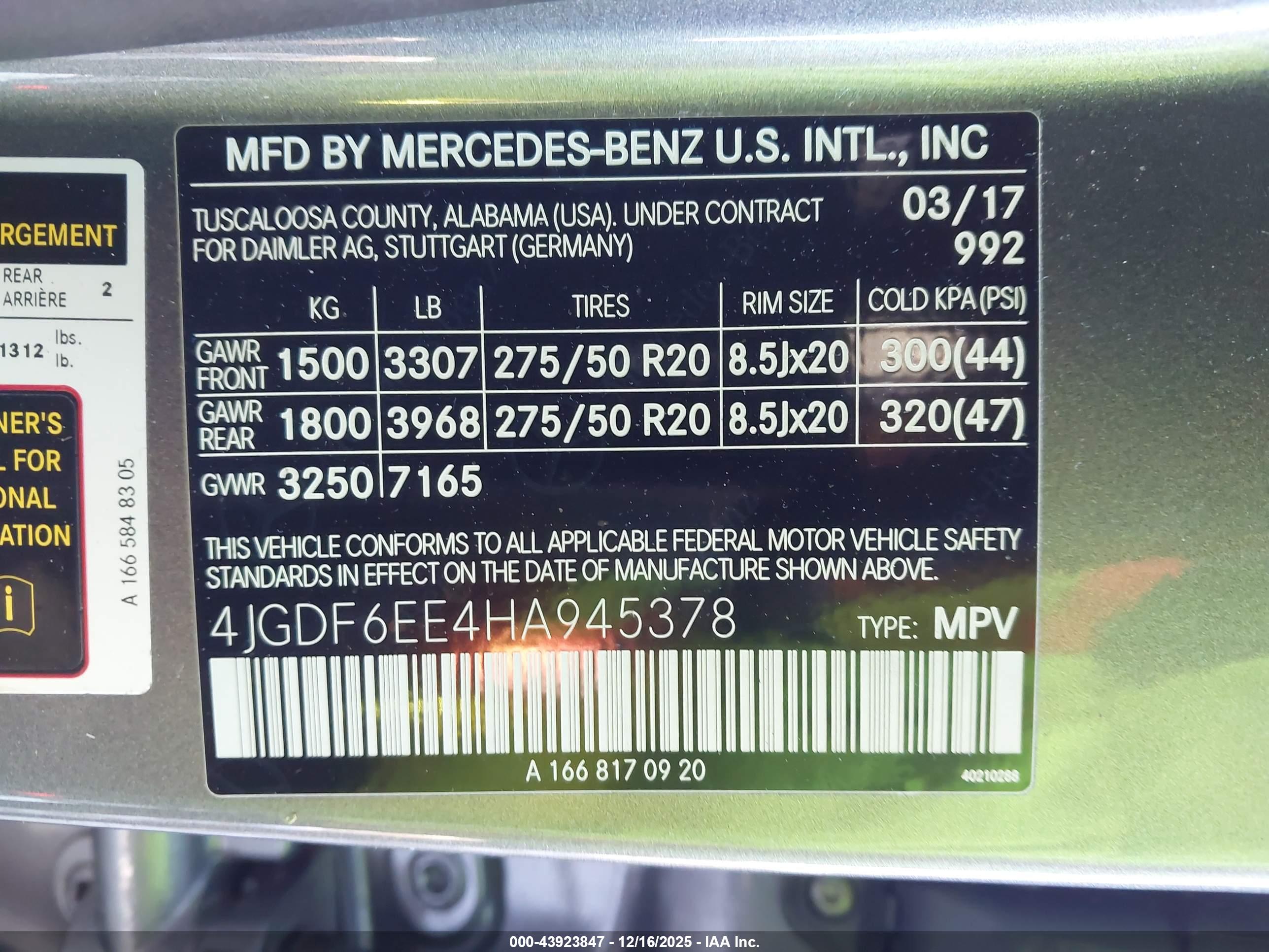 MERCEDES-BENZ GLS image 9
