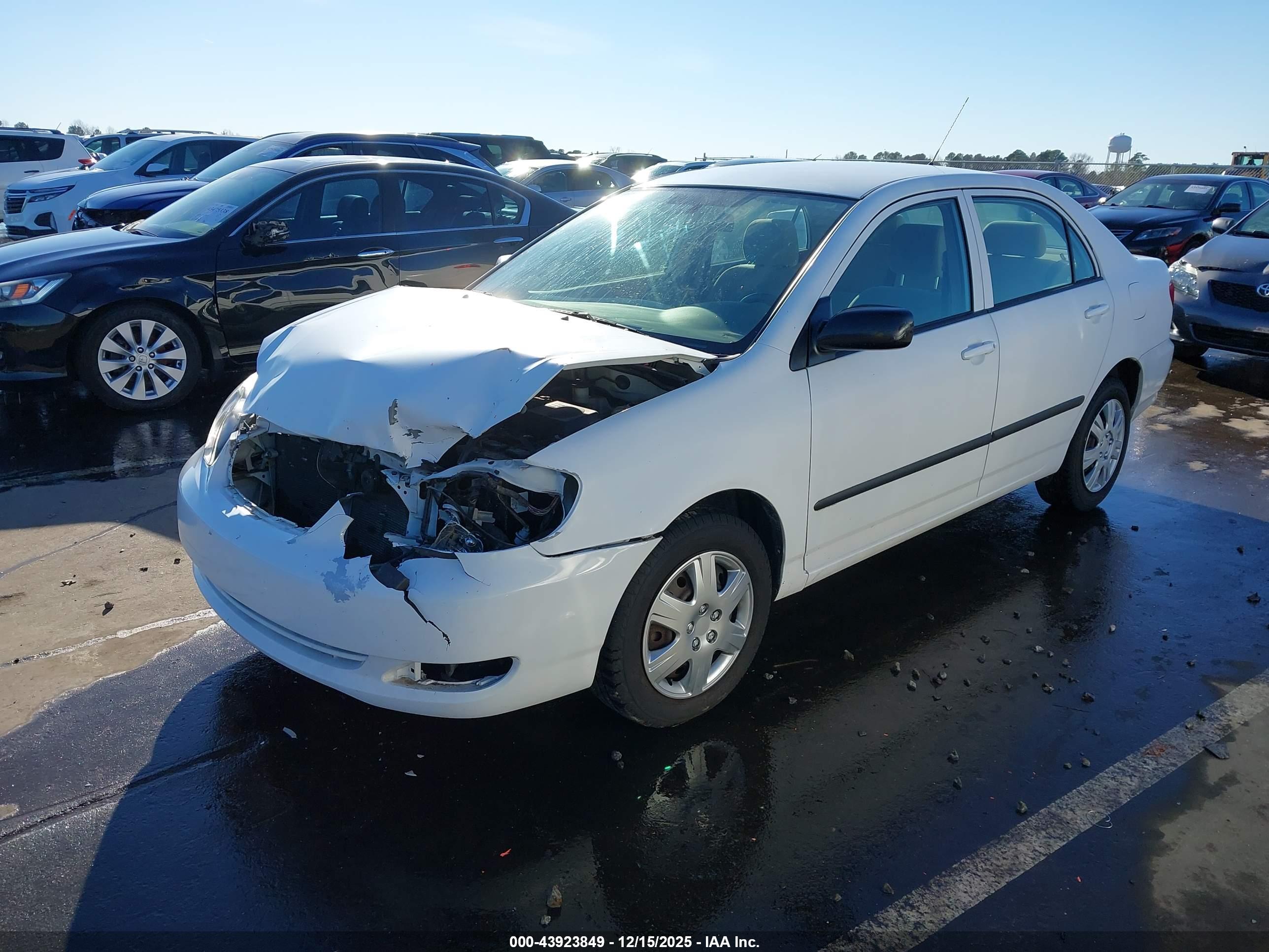 TOYOTA COROLLA image 2