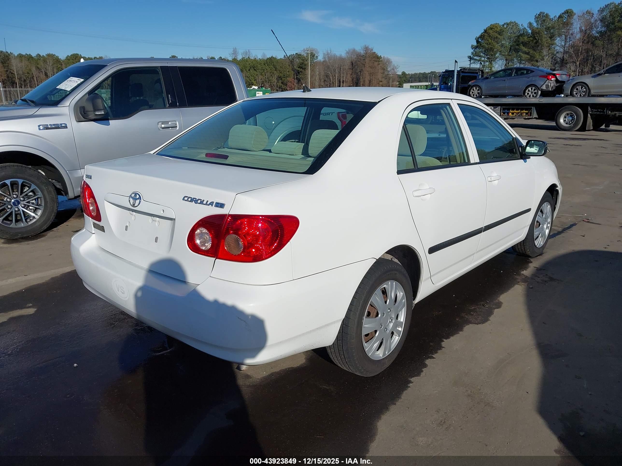 TOYOTA COROLLA image 4