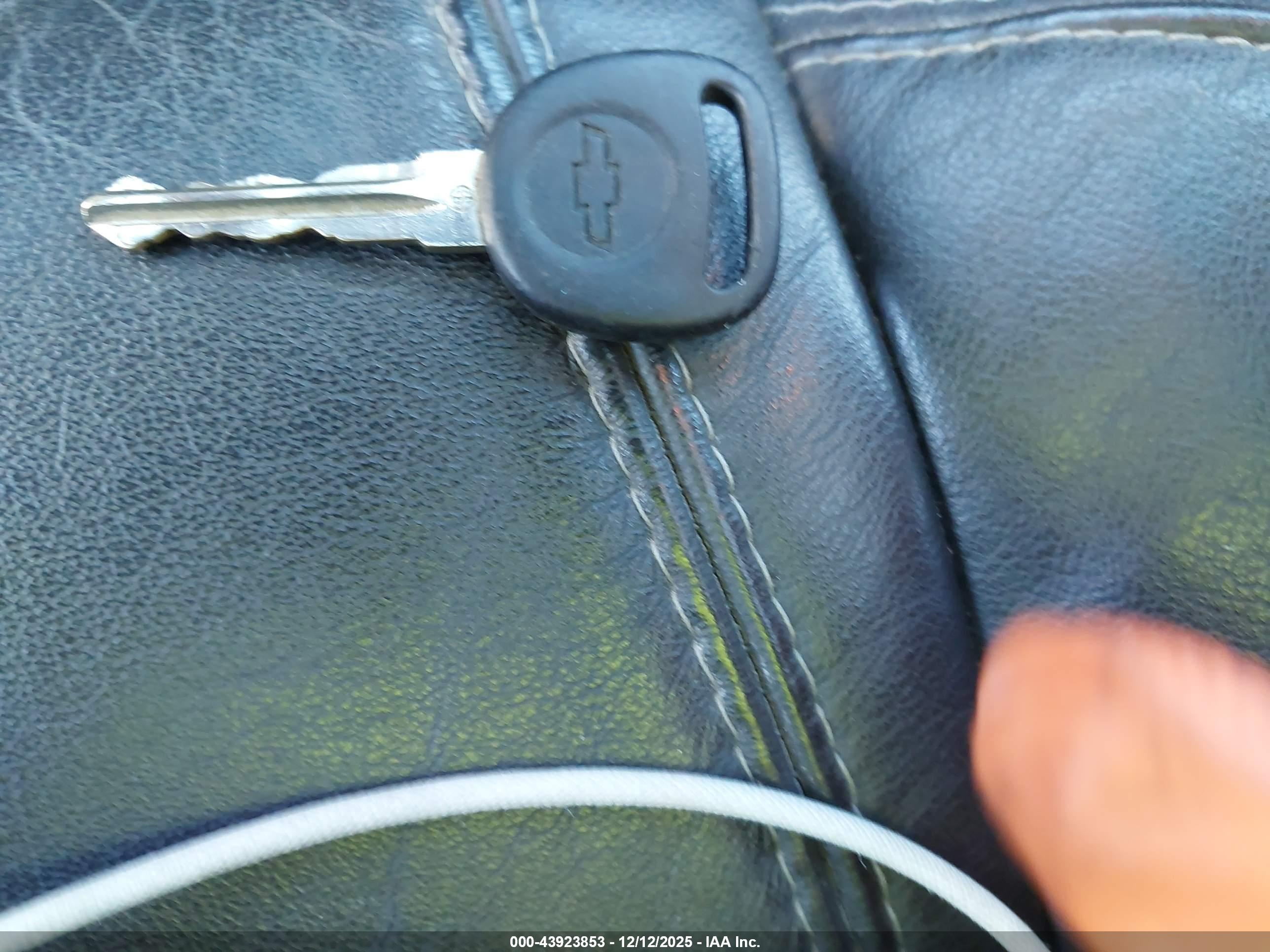 CHEVROLET TRAVERSE image 11