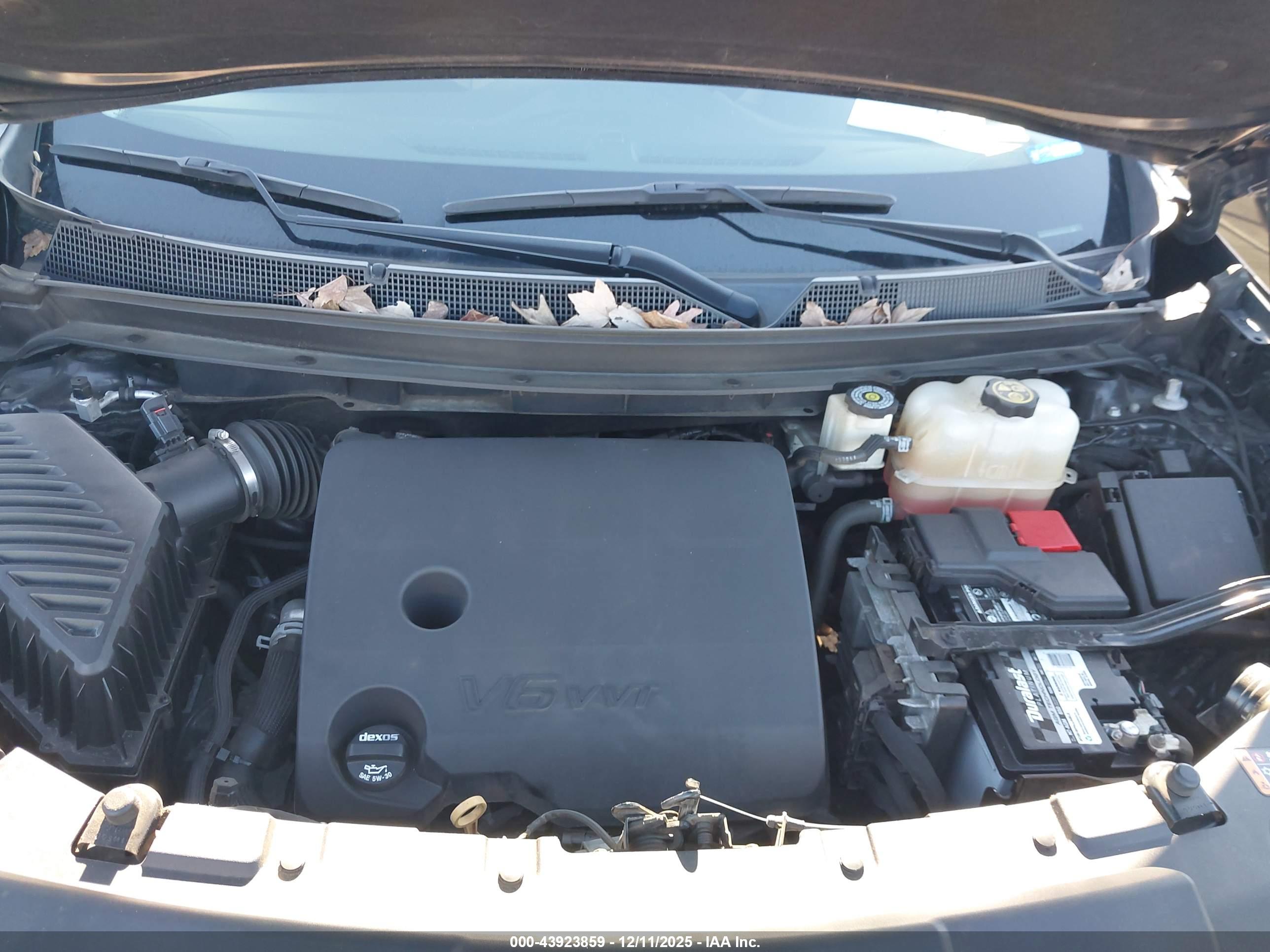 CHEVROLET TRAVERSE image 10