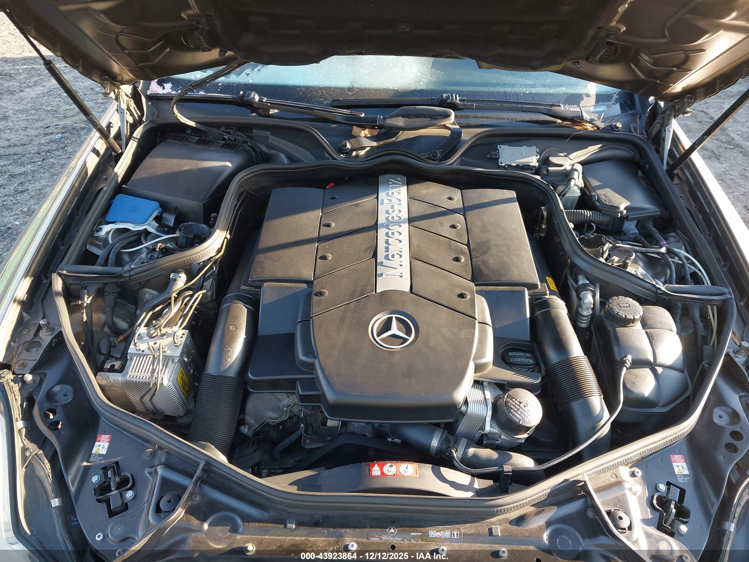 MERCEDES-BENZ CLS image 10