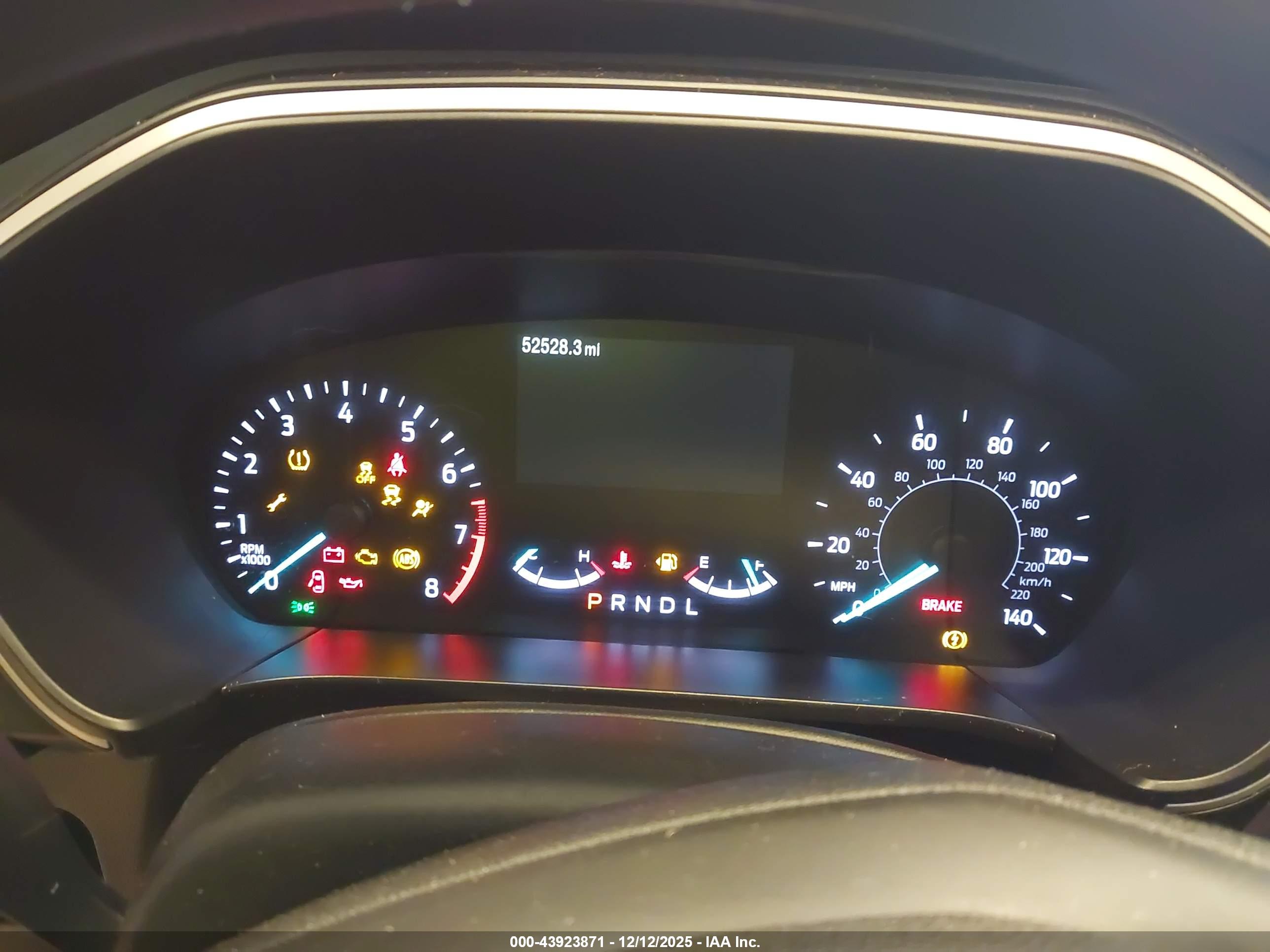 FORD ESCAPE image 7