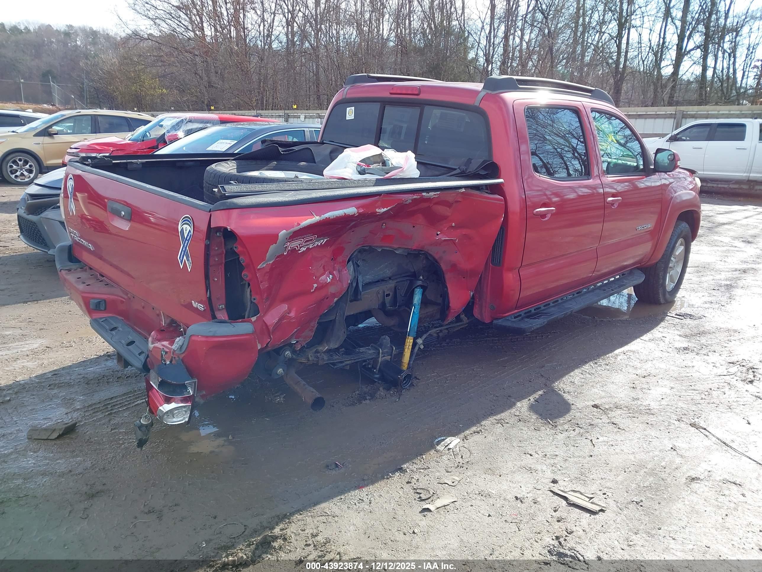 TOYOTA TACOMA image 4