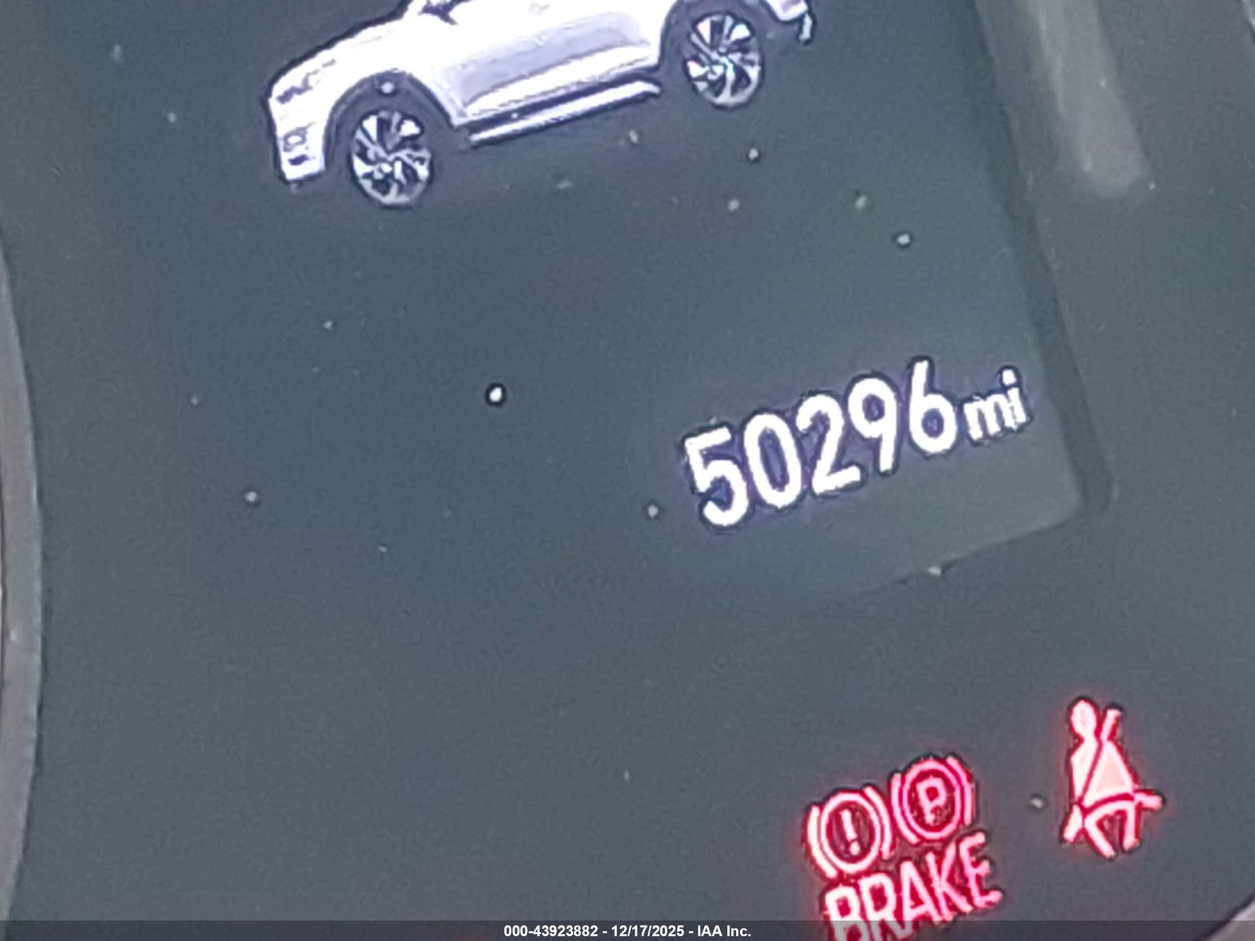 HYUNDAI TUCSON image 7