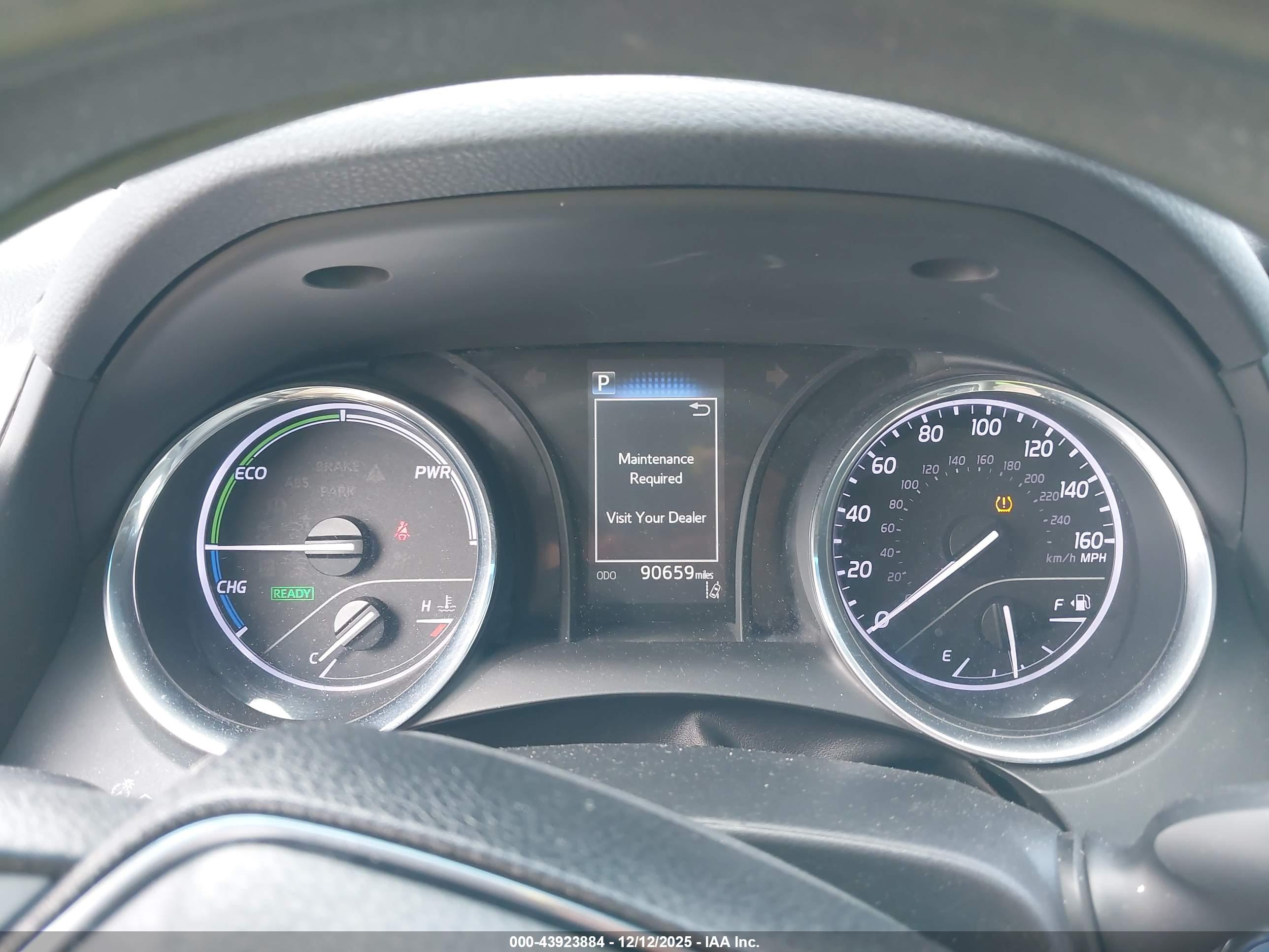 TOYOTA CAMRY image 7