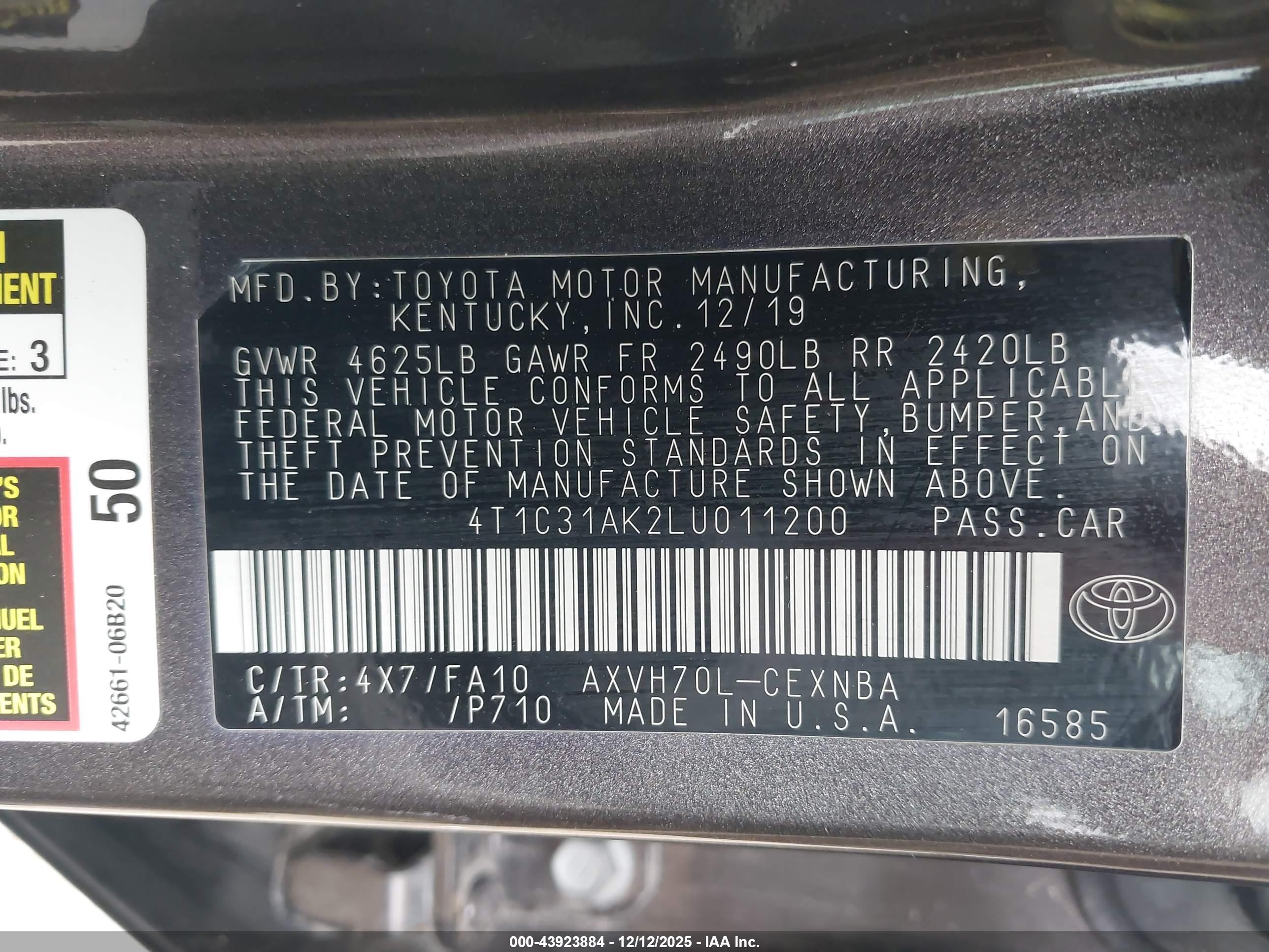 TOYOTA CAMRY image 9